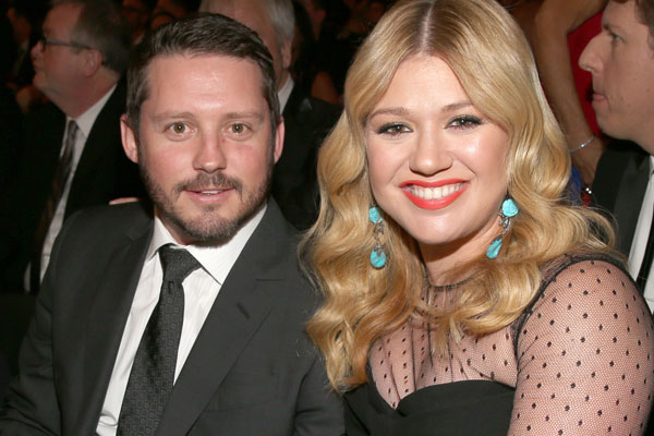 <div>Kelly Clarkson postpones major shows for family reasons: ‘I normally keep my personal life private’</div>