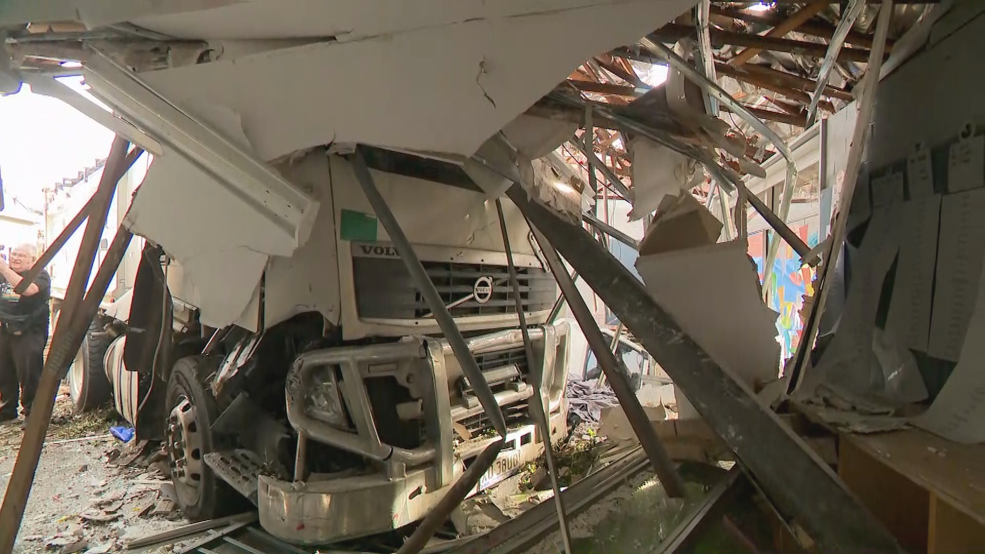 Truck slams into primary school