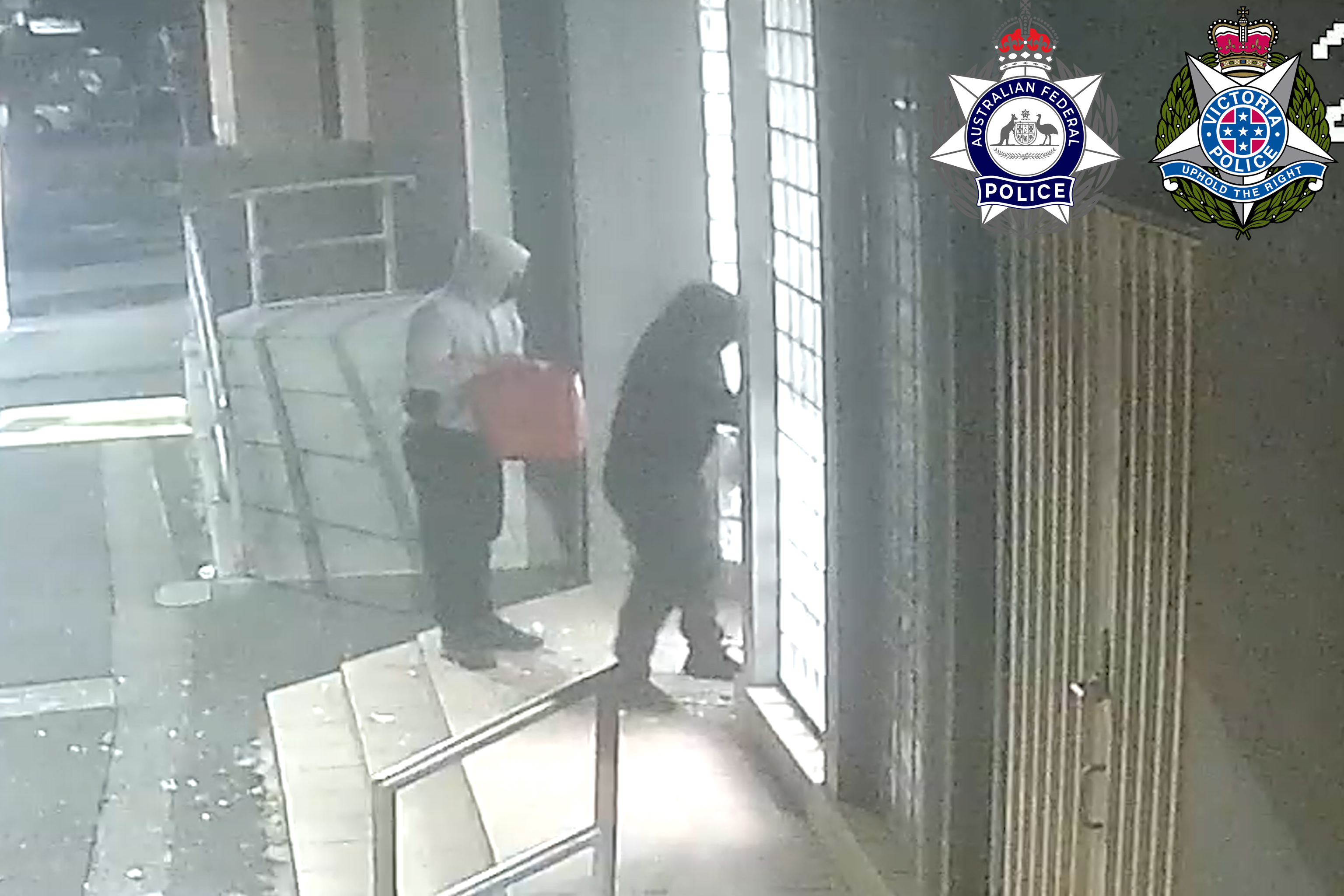 A﻿ joint terrorist investigation team has made a breakthrough link in the case of a synagogue attack and warned the offenders that it is only a "matter of time" before police come knocking.