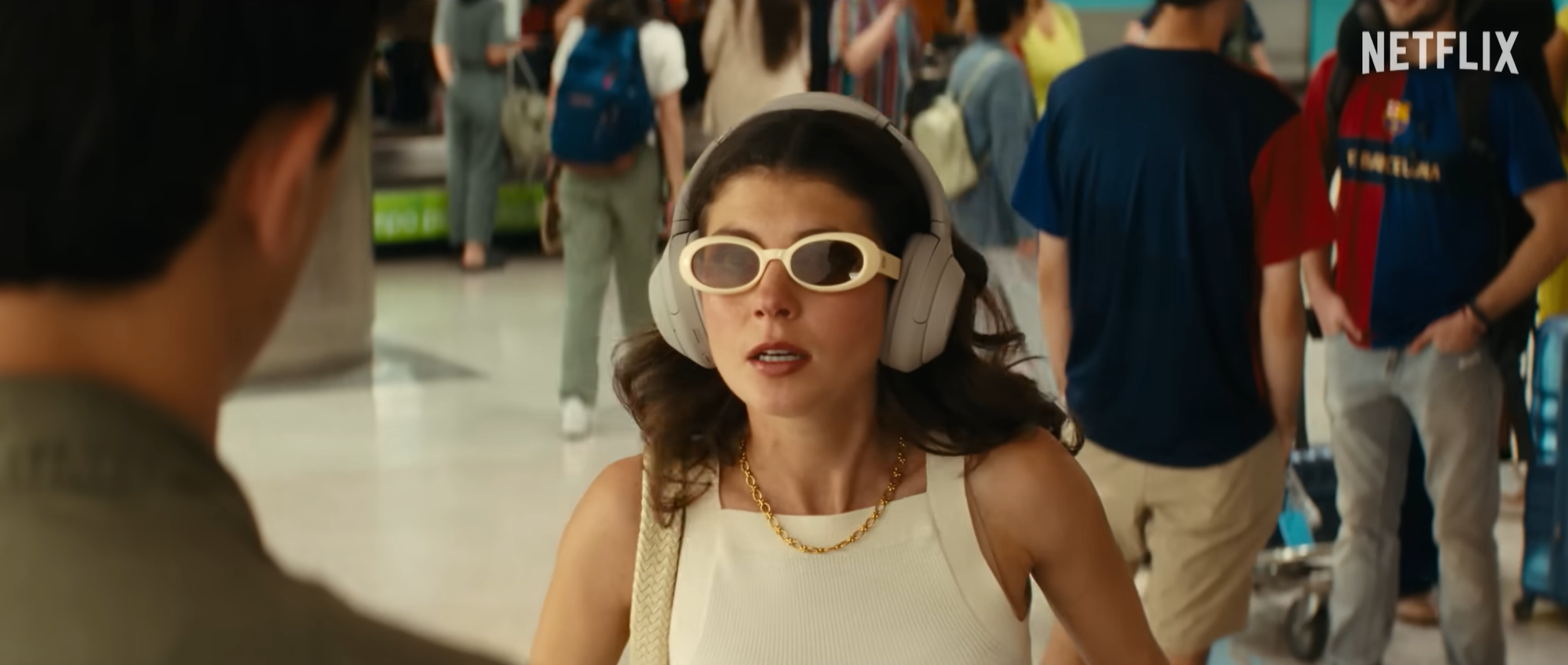 People we meet on vacation emily bader Tom Blyth netflix