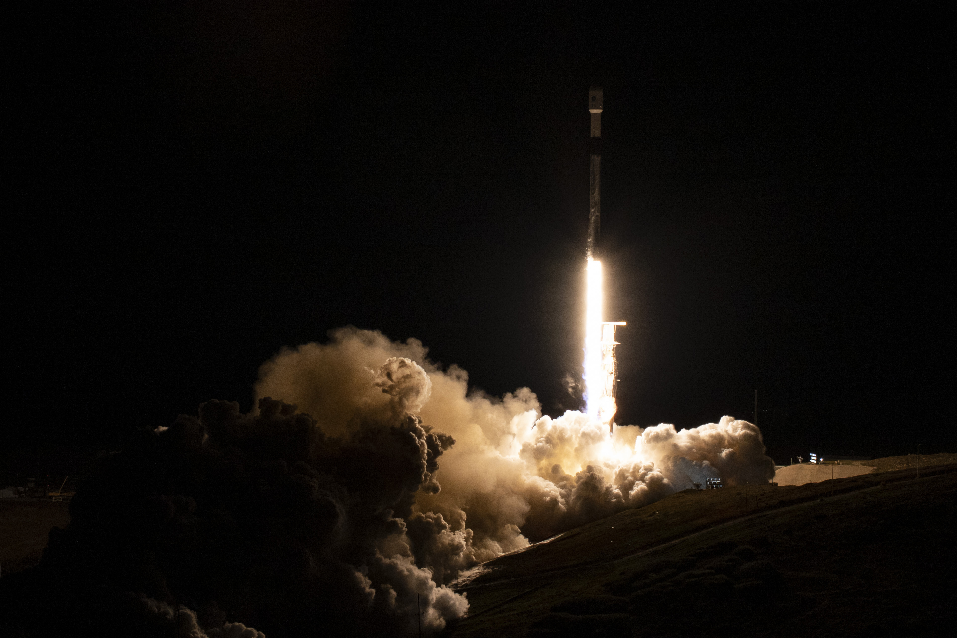 El cohete SpaceX lanzó con éxito el satélite FODA.
