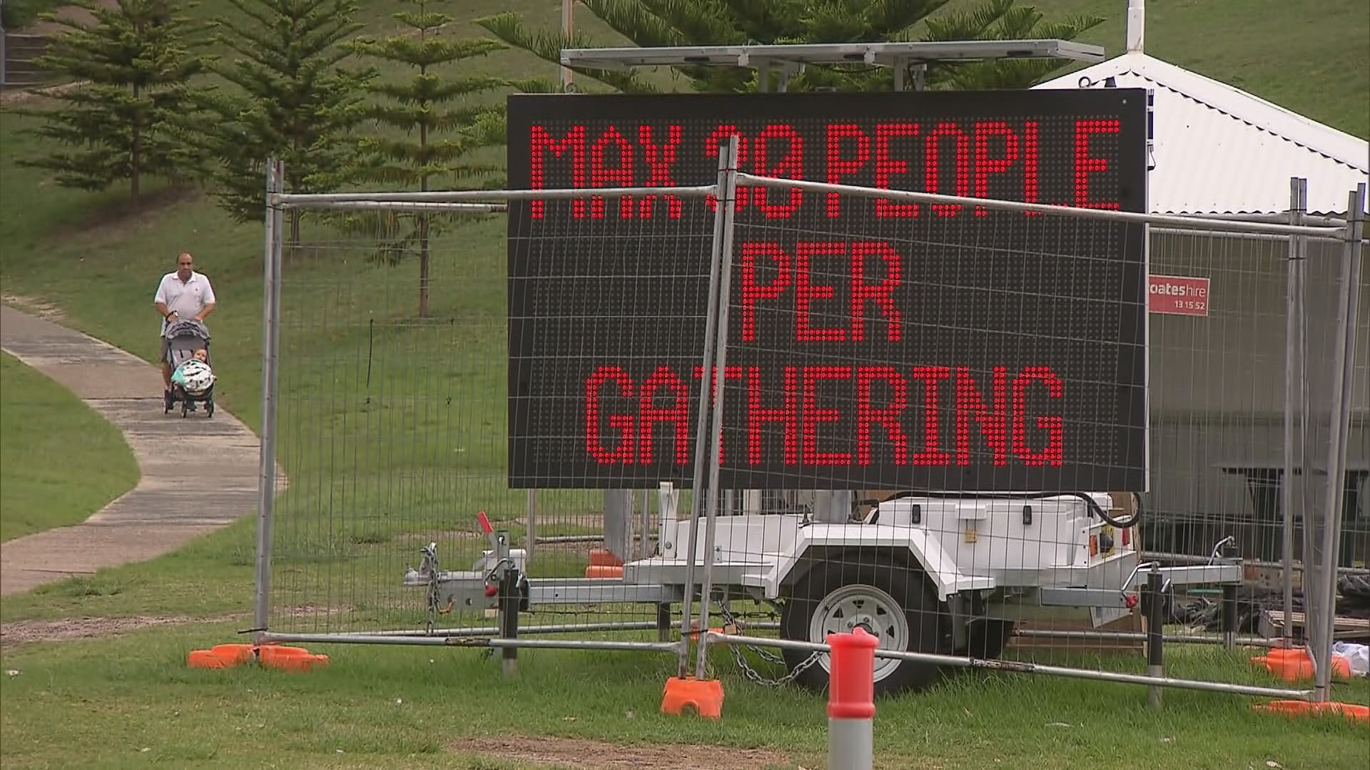 Sings have been erected at Sydney's Bronte beach, urging residents to comply with restrictions this NYE.