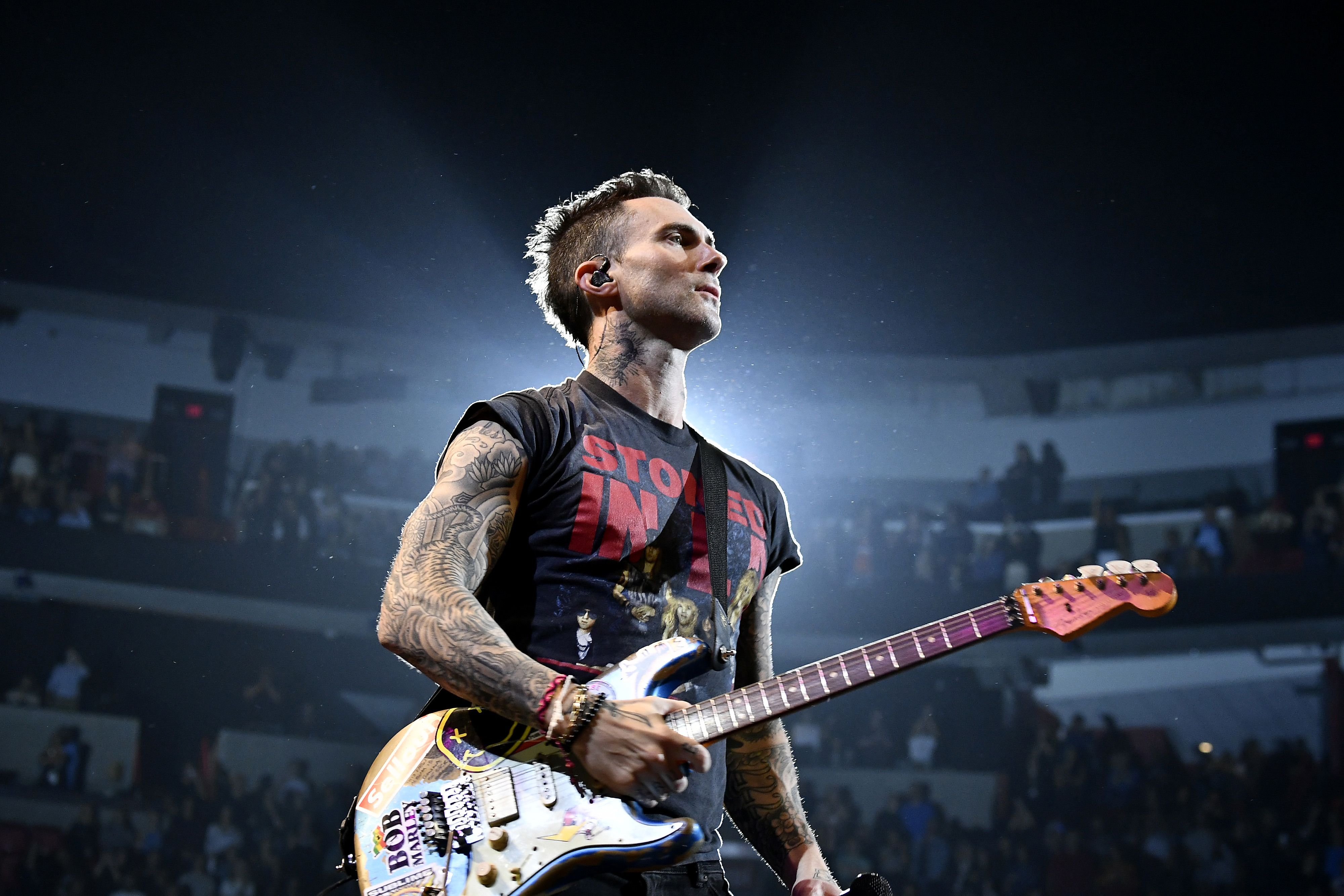 Fans not loving Maroon 5's moves like Jagger (2019)