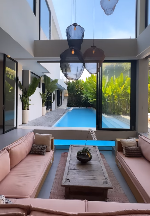 You could live in Lindy Klim's stunning Balinese home for $1 million 