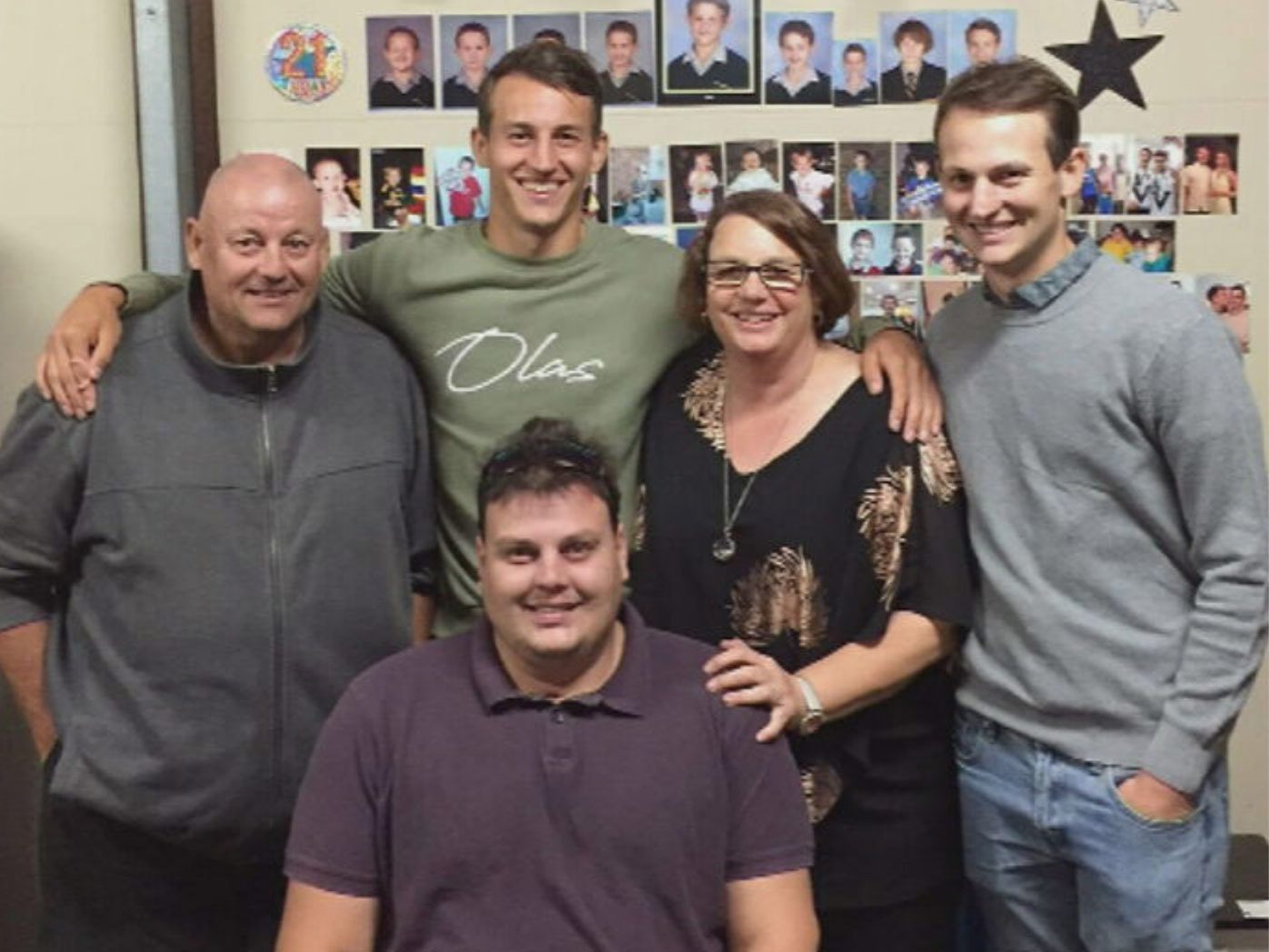 Adelaide Crows star Tom Doedee has lent on his brother for support after suffering another knee injury