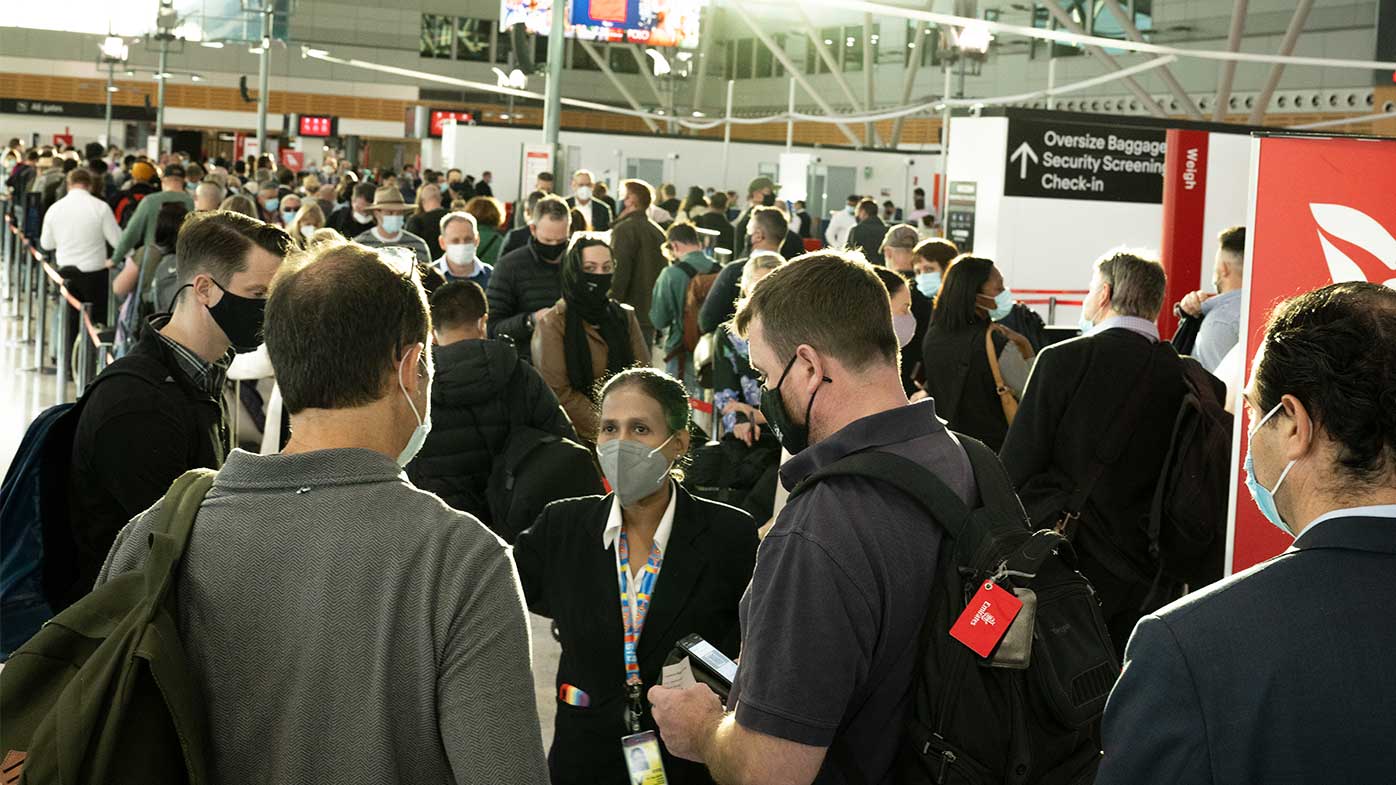 Crowds at Sydney Airport.