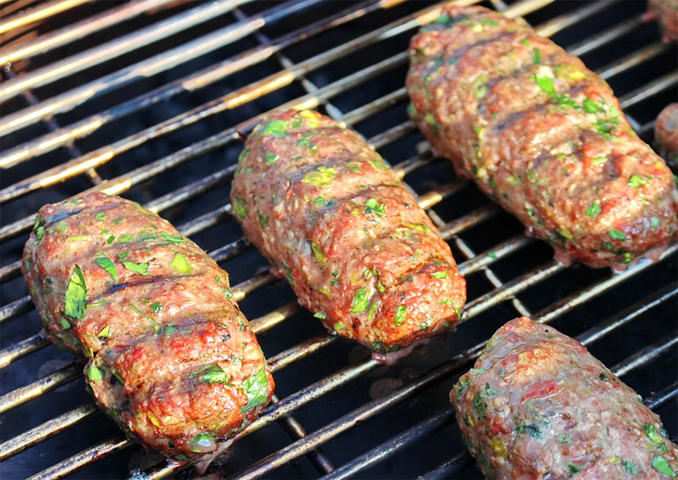 Flinders researchers DNA tested lamb mince from supermarkets to pick up Toxoplasma in more than one-third of purchases.
