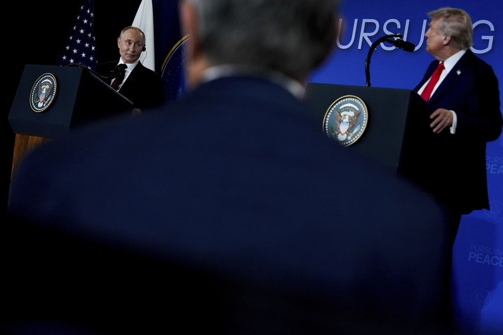 Russia's President Vladimir Putin, US President Donald Trump 