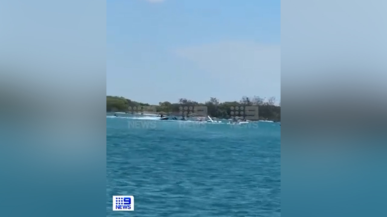 The seaplane crashed into the water at Jumpinpin.