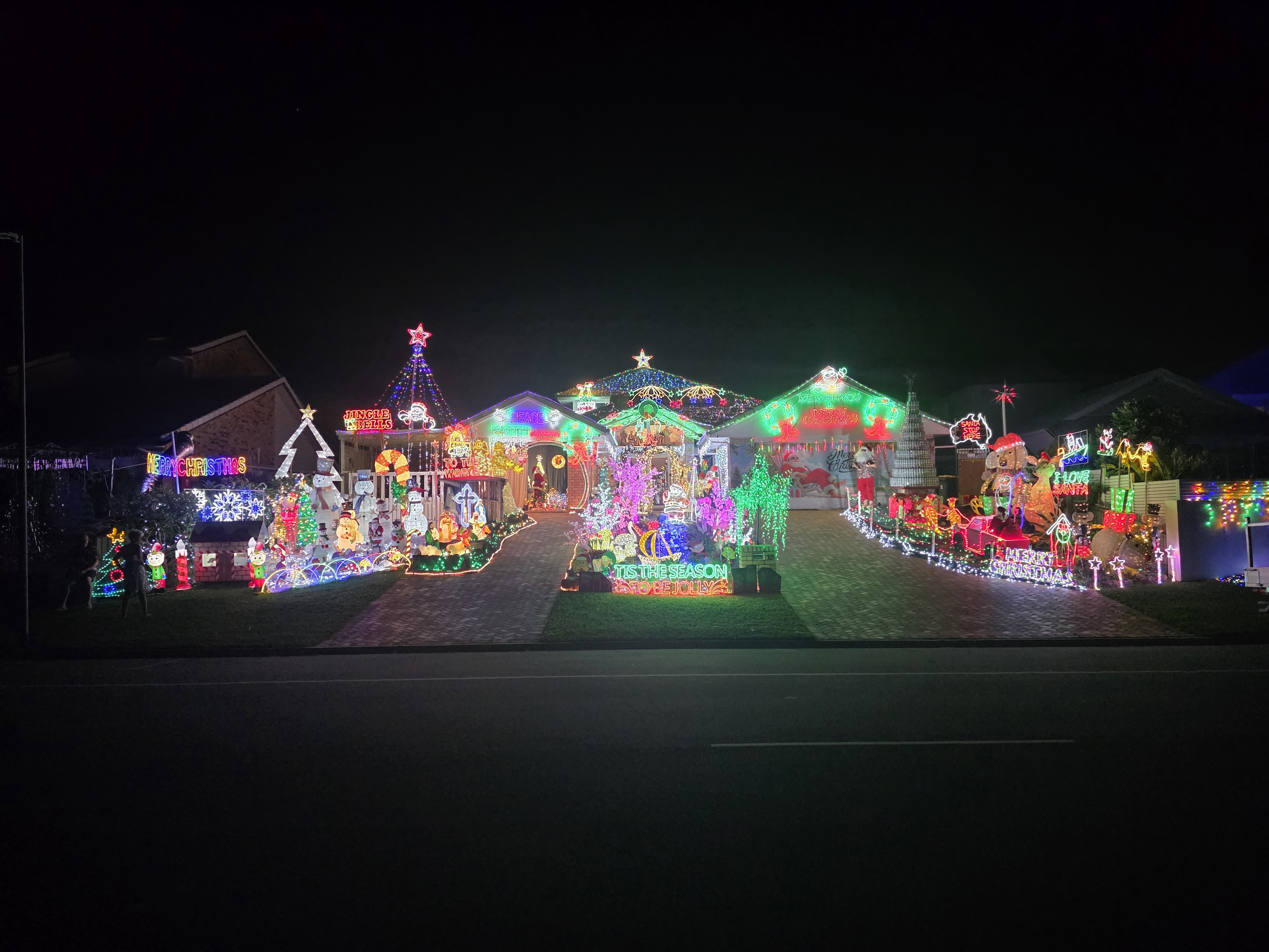 Christmas lights in Sandstone Point, Queensland