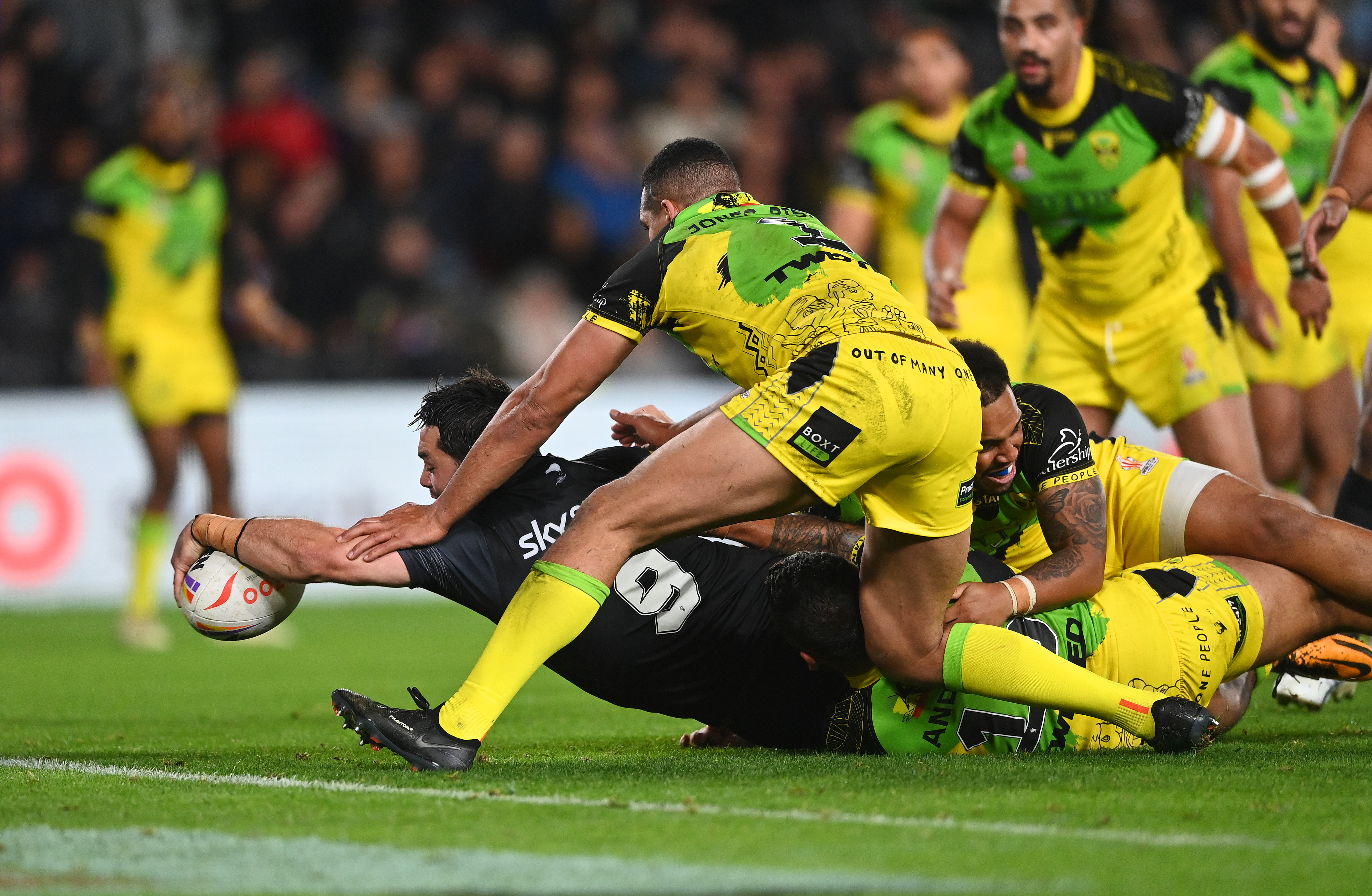 Brandon Smith of New Zealand touches down for the twelfth try during the Rugby League World Cup 2021 Pool C match between New Zealand and Jamaica at MKM Stadium on October 22, 2022 in Hull, England. (Photo by Gareth Copley/Getty Images)