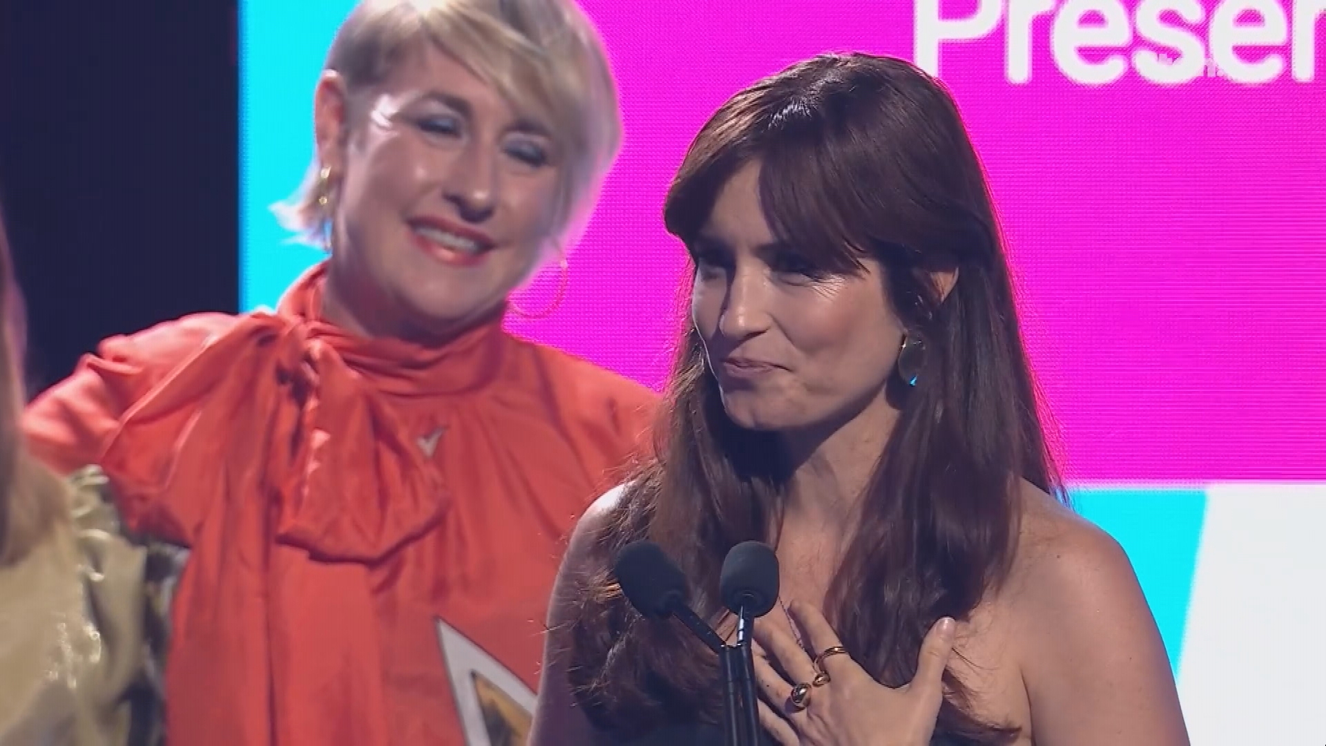 Missy Higgins fights tears on stage after winning Best Australian Live Act at the ARIAs