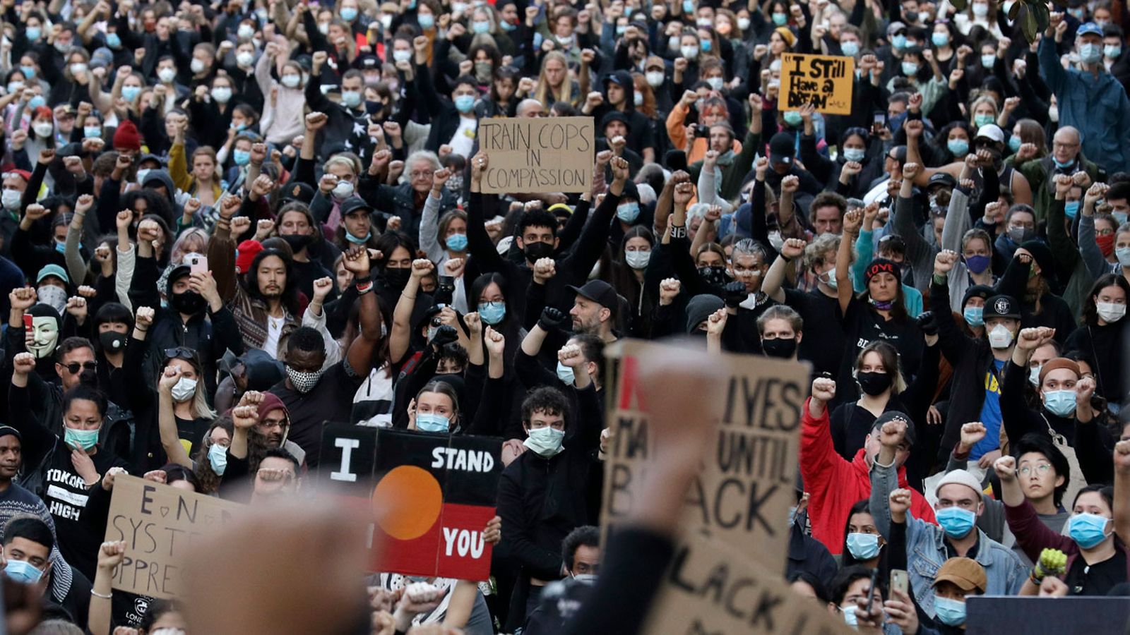 Thousands rallied in Sydney in support of the Black Lives Matter movement. (Rick Rycroft) (AP)