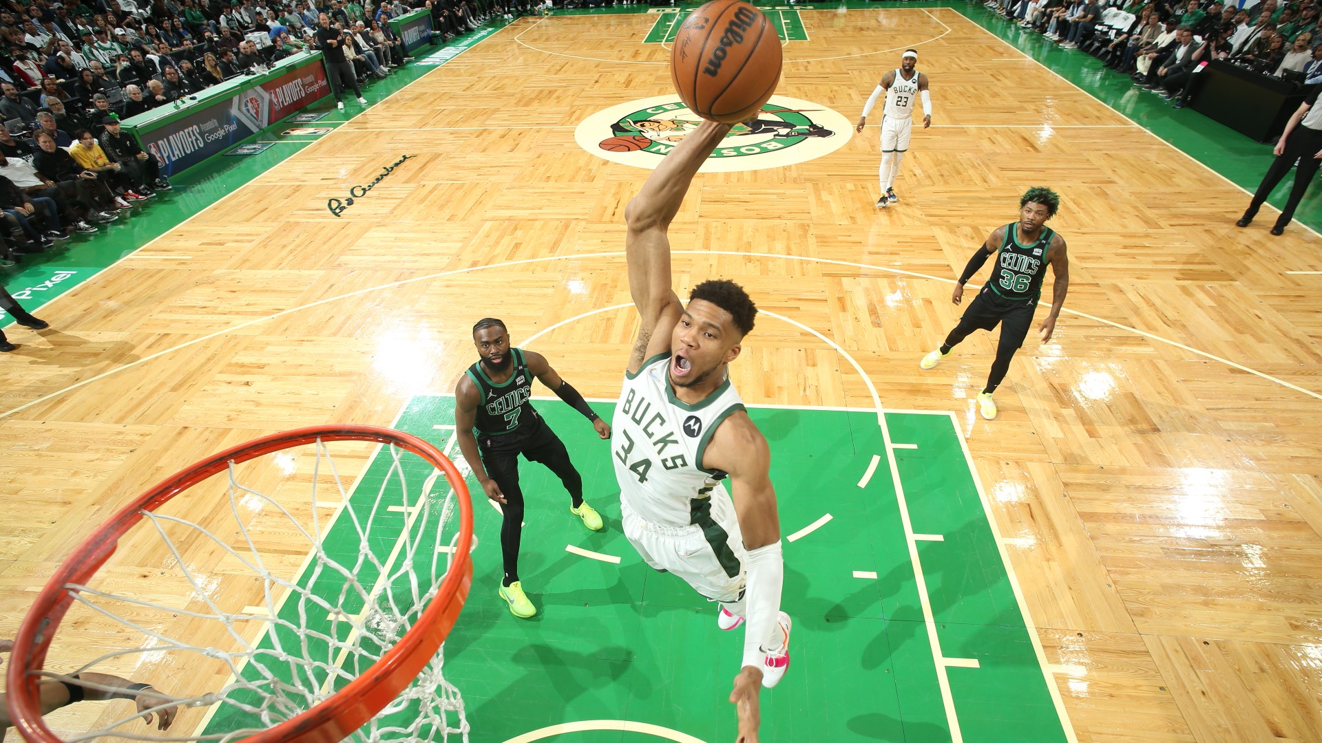 Giannis Antetokounmpo is the NBA's Dunk Lord 