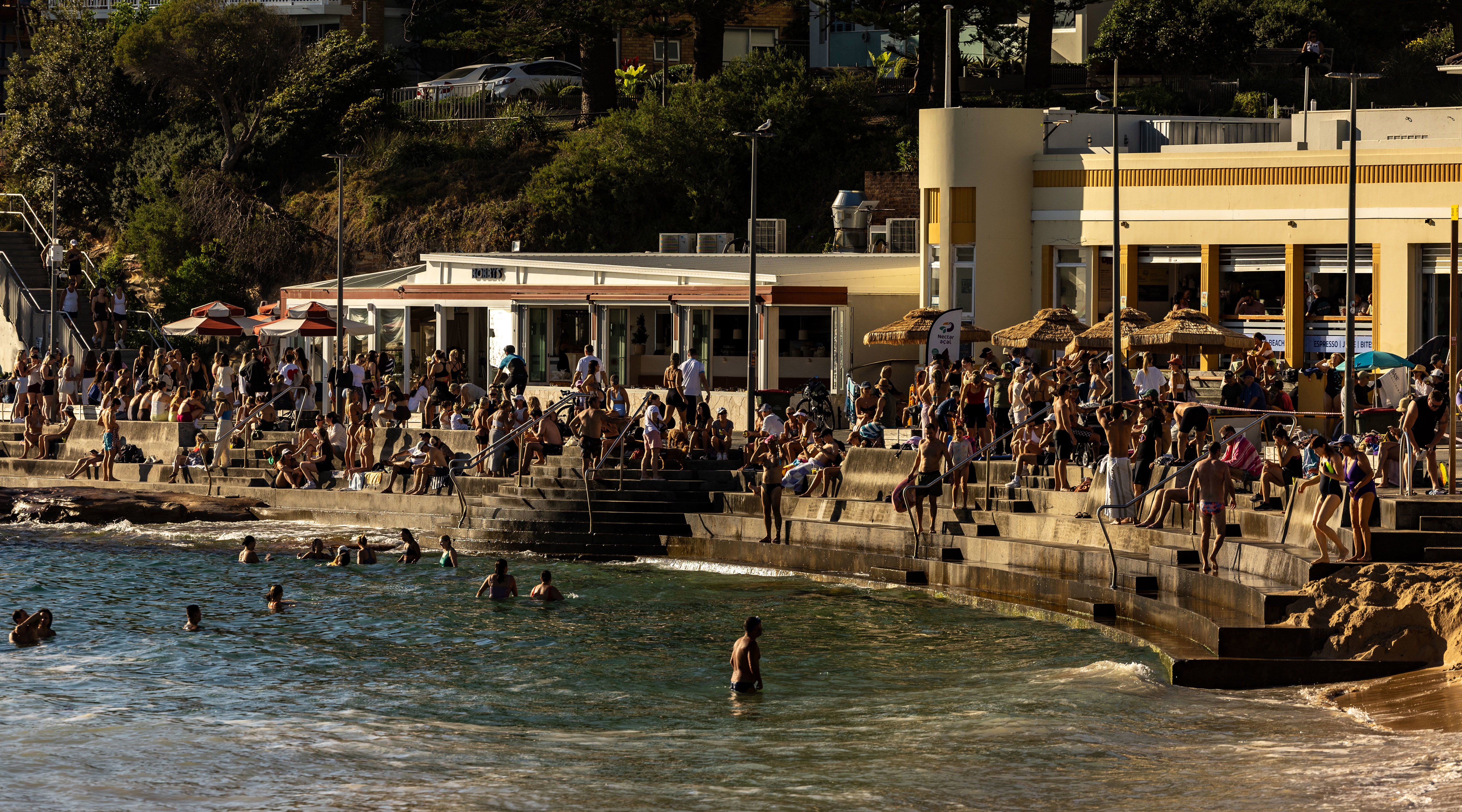 Sydney siders cool off at Cronulla Beach, Sydney, Friday, 5 December 2025. A severe heatwave will send temperatures soaring above 40 degrees in Sydney from Friday, threatening weekend sporting fixtures and prompting an early reopening for Penriths Pondi beach as total fire bans are declared in parts of the state.   Photo: Sam Mooy / The Sydney Morning Herald