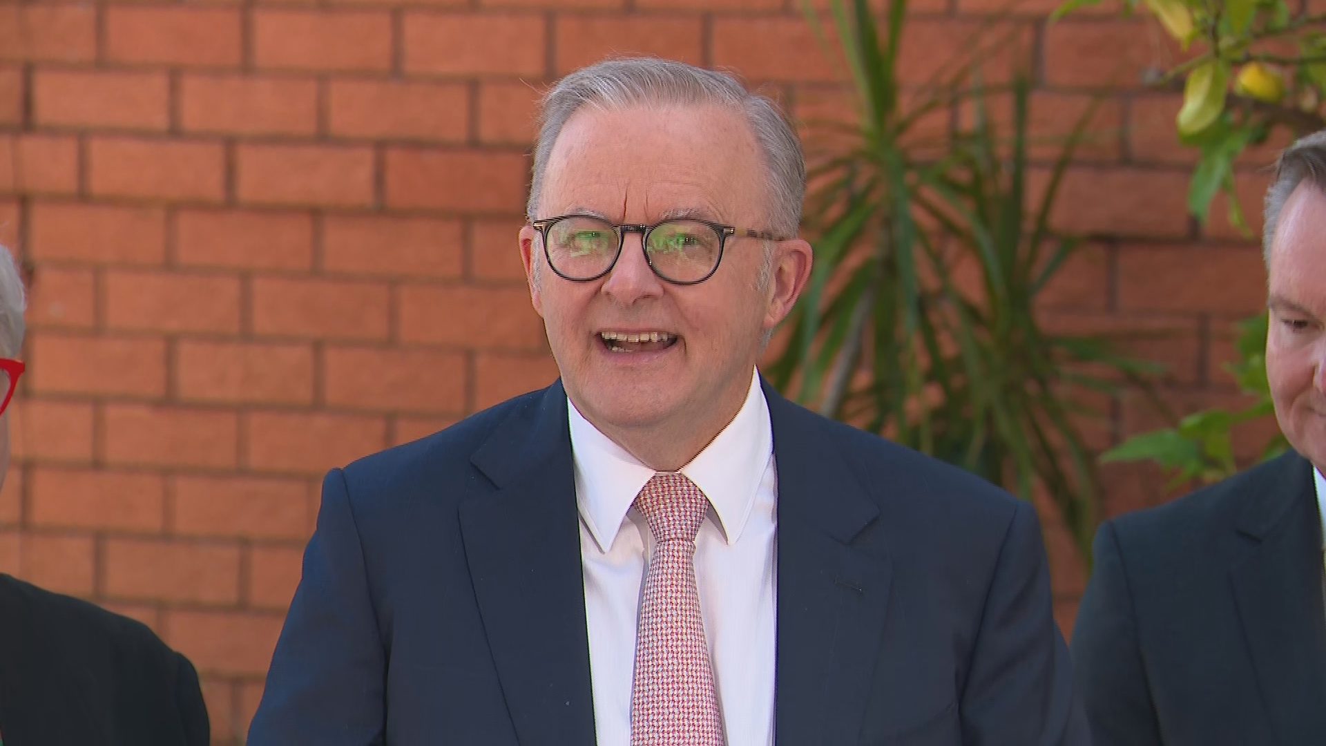 Prime Minister Anthony Albanese is promising to cut $600 from annual energy bills in a solar power initiative being rolled out for apartment residents in New South Wales.