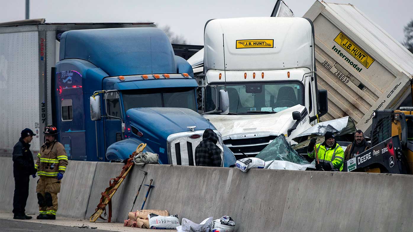 At least five people were killed when up to 100 vehicles were caught in a pile-up during a wintry storm in Fort Worth, Texas.