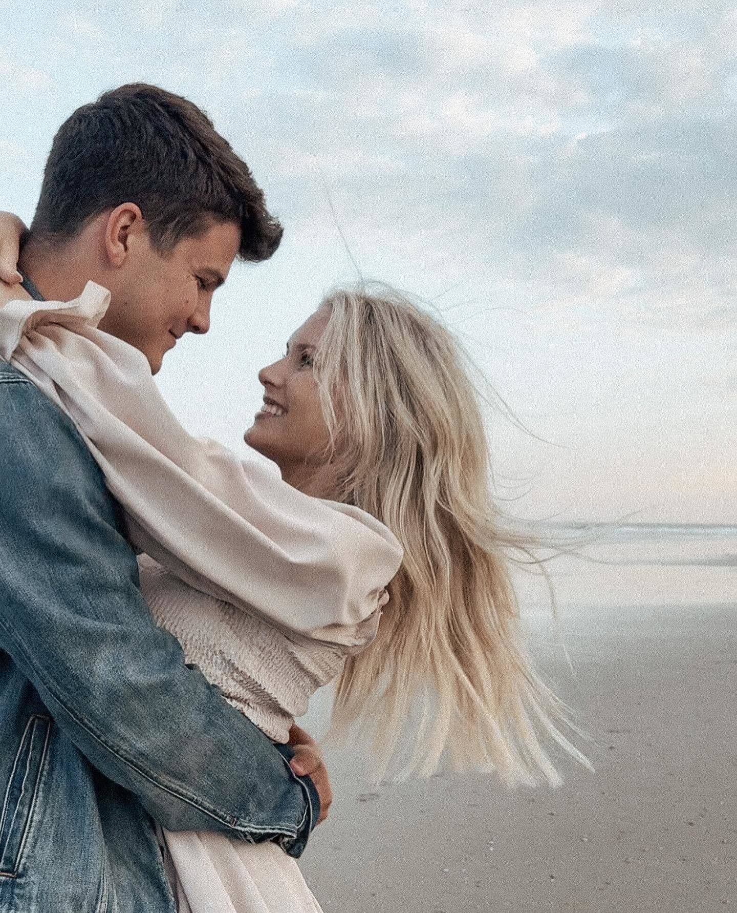 Travis Clark and Katie Bates