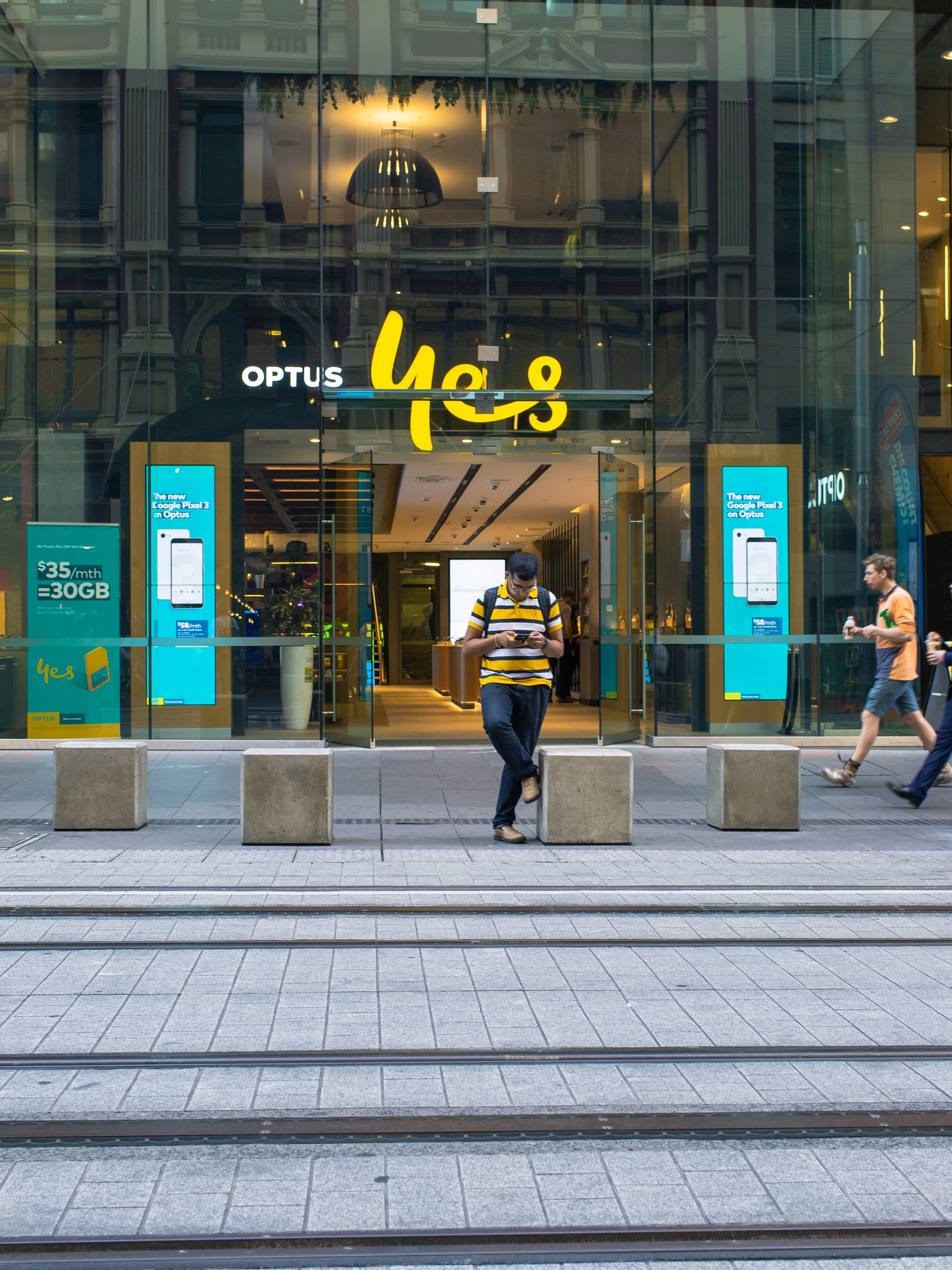 An independent report released by Optus shines a light on a serious issue with our modern mobile-reliant communications systems.
