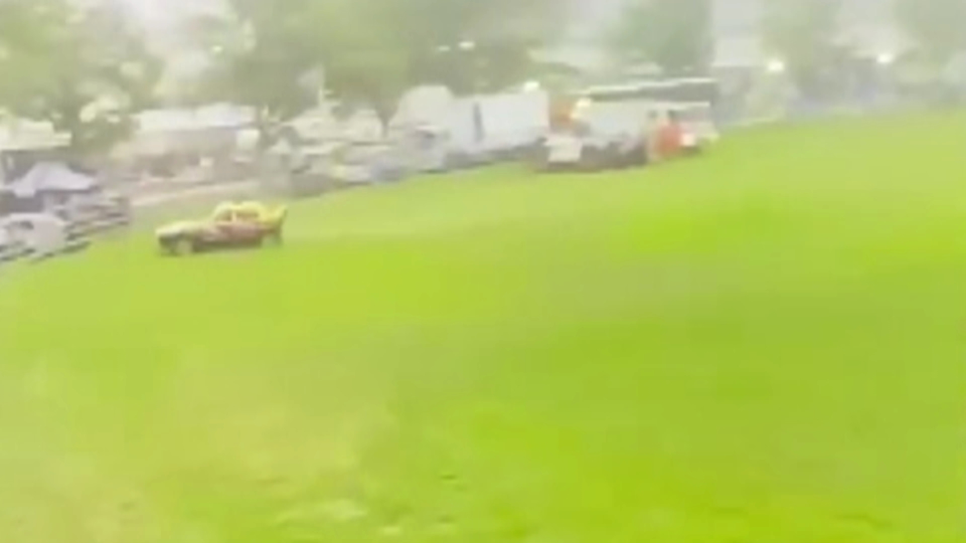 Car crashes into crowd in Walcha