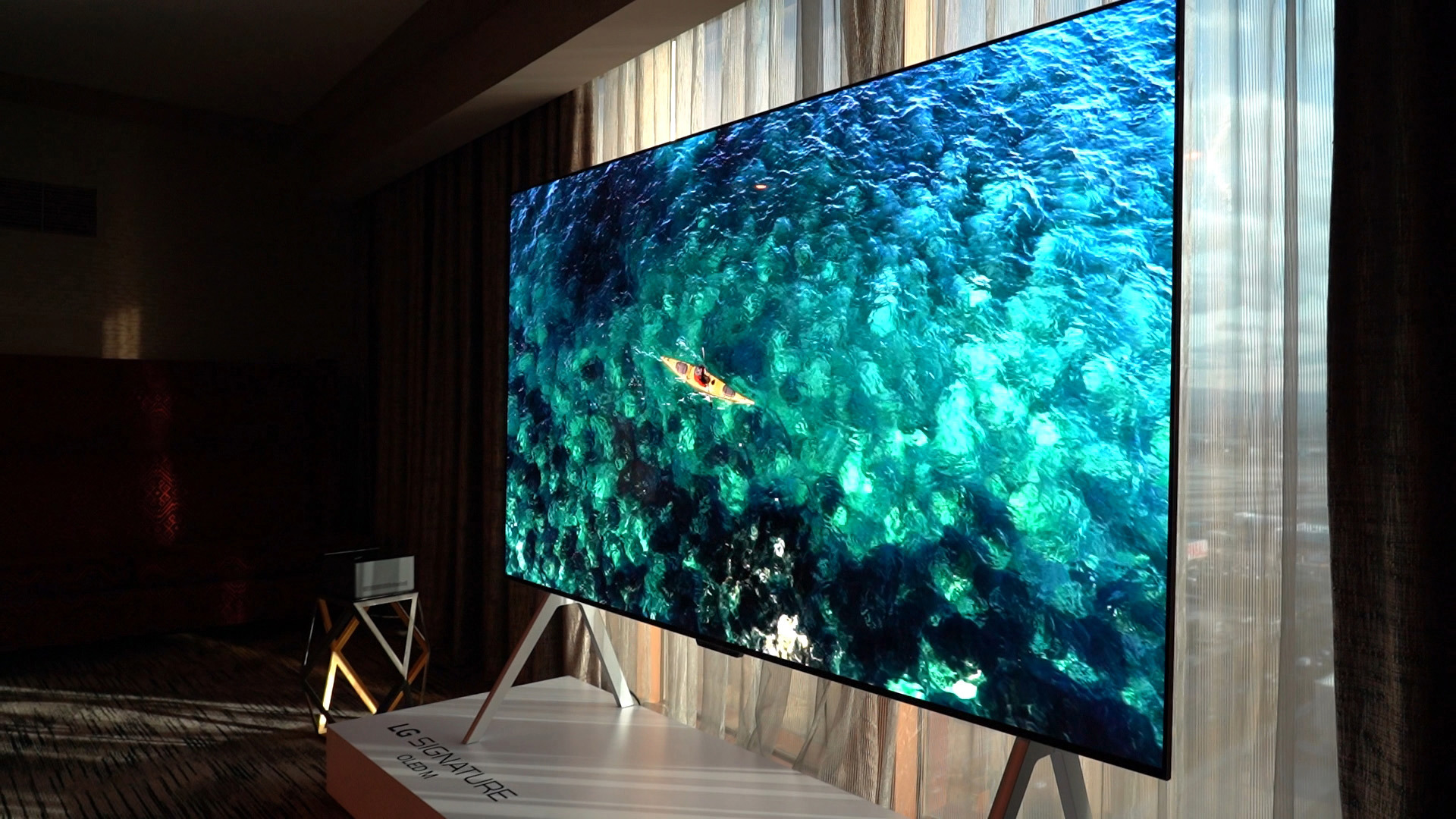 LG OLED M - Wireless TV