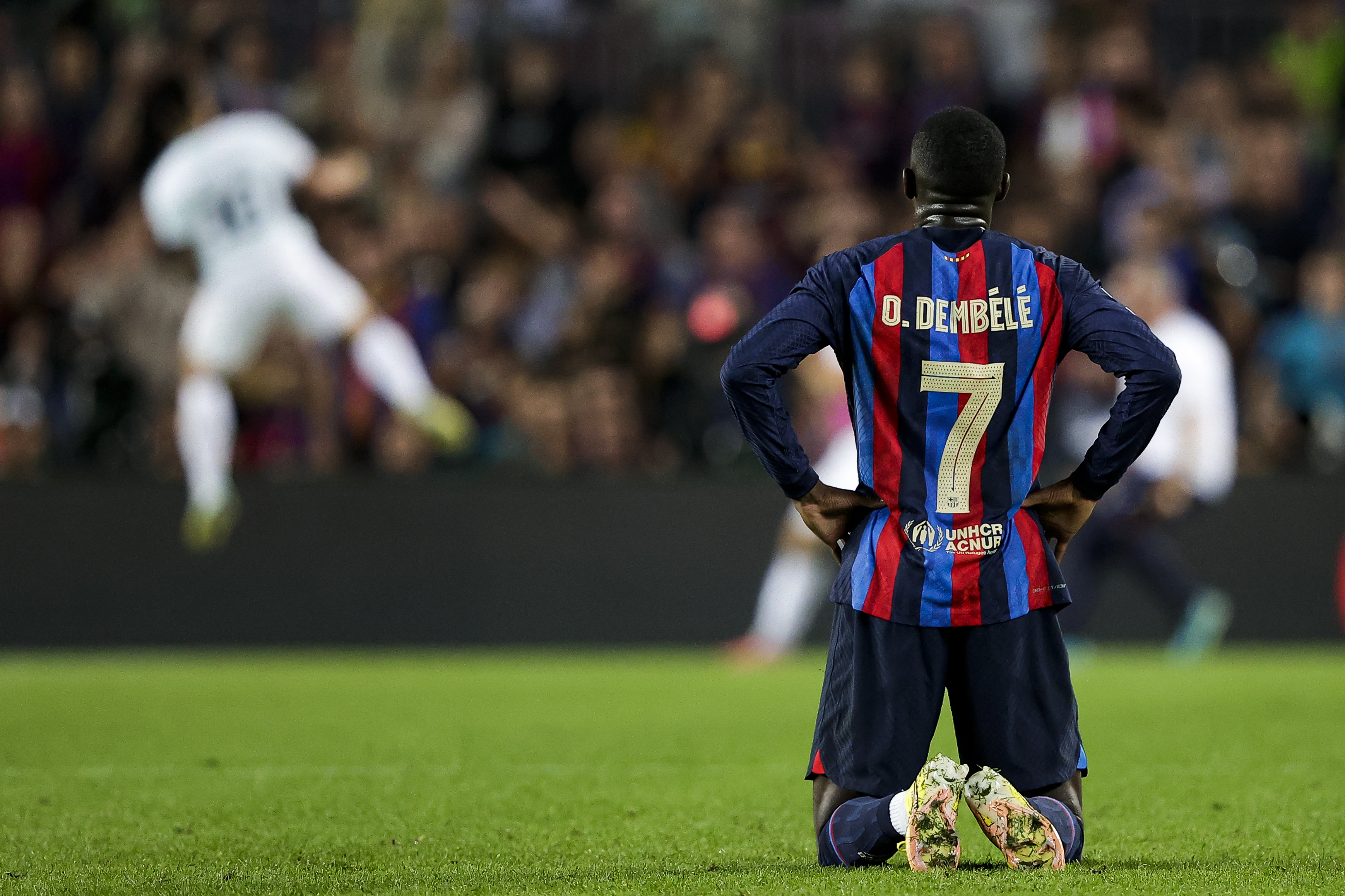 Ousmane Dembele of FC Barcelona falls to his knees during the UEFA Champions League match between FC Barcelona v Internazionale.