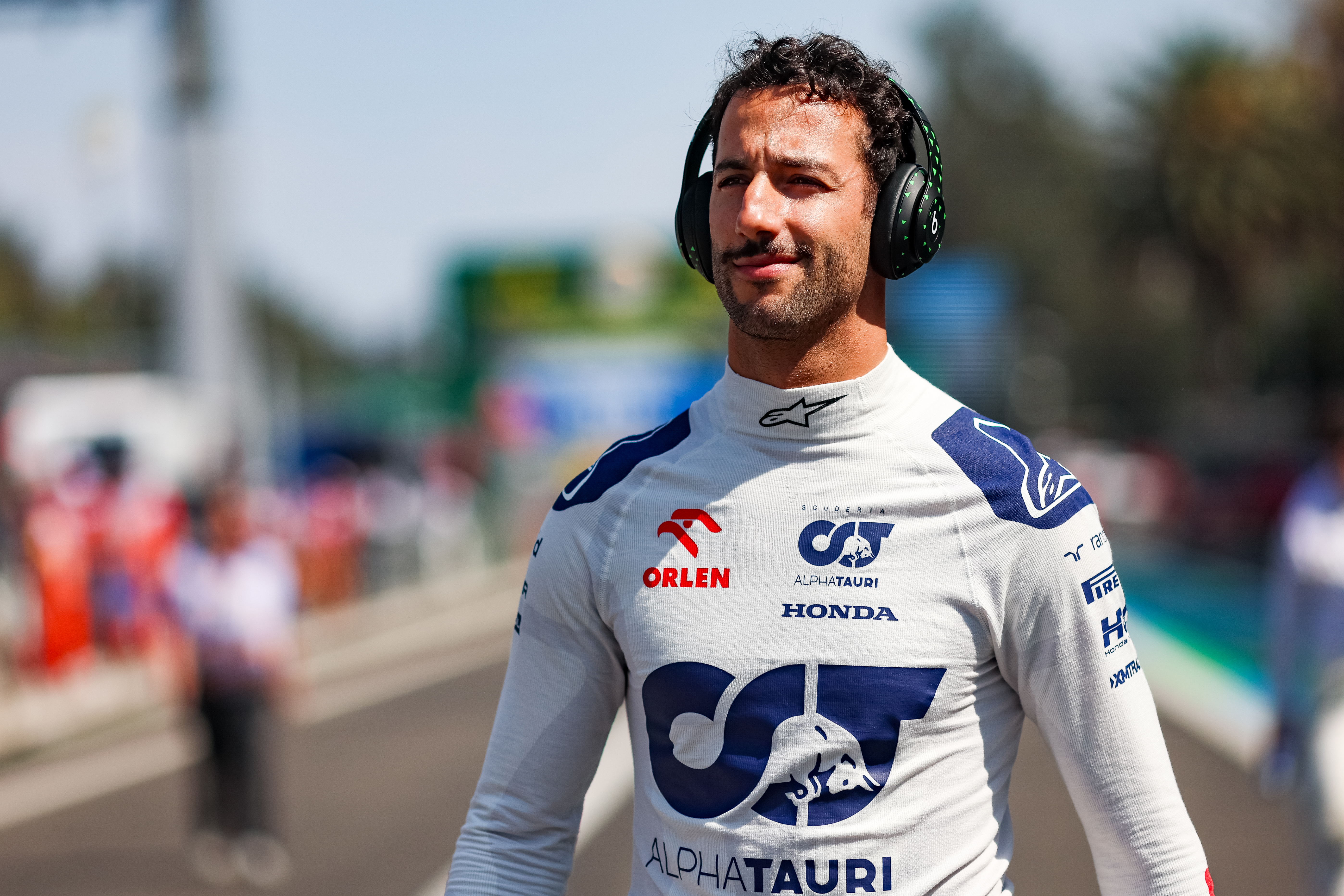 Daniel Ricciardo walks in pitlane ahead of the 2023 Mexican Grand Prix.