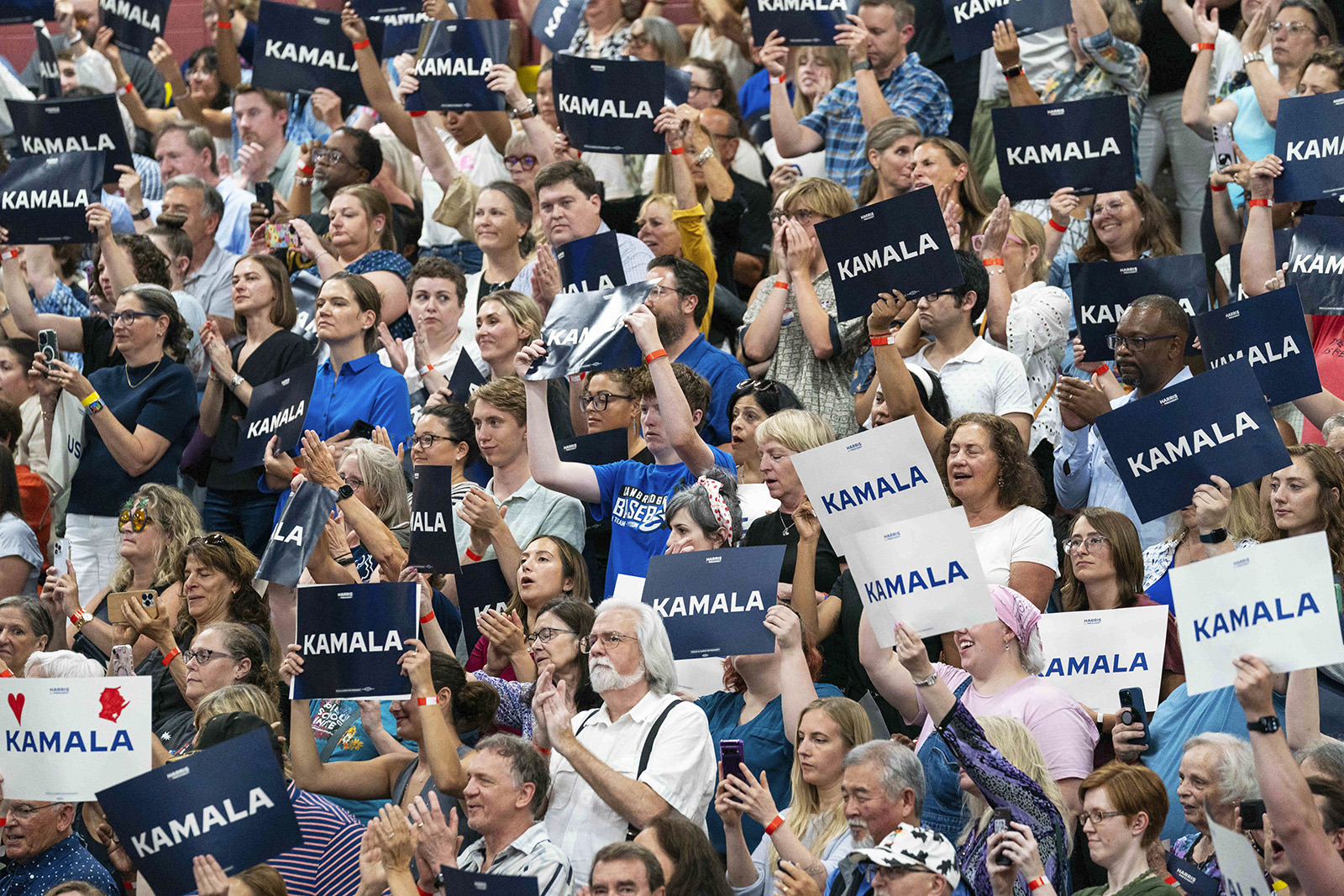 Kamala Harris obtiene suficientes votos de delegados para ser candidata presidencial demócrata