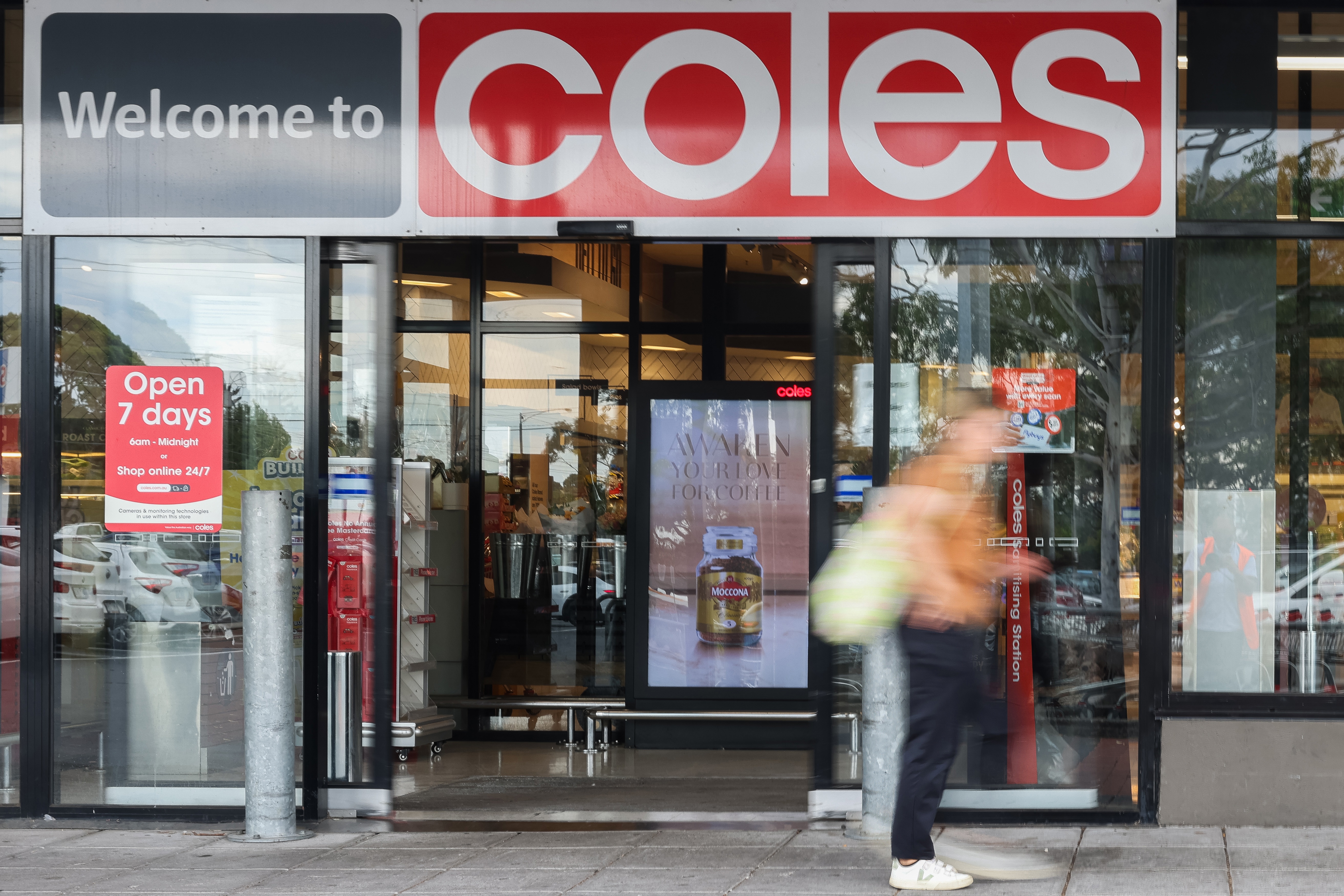 Coles introduces purchasing limit on household staple