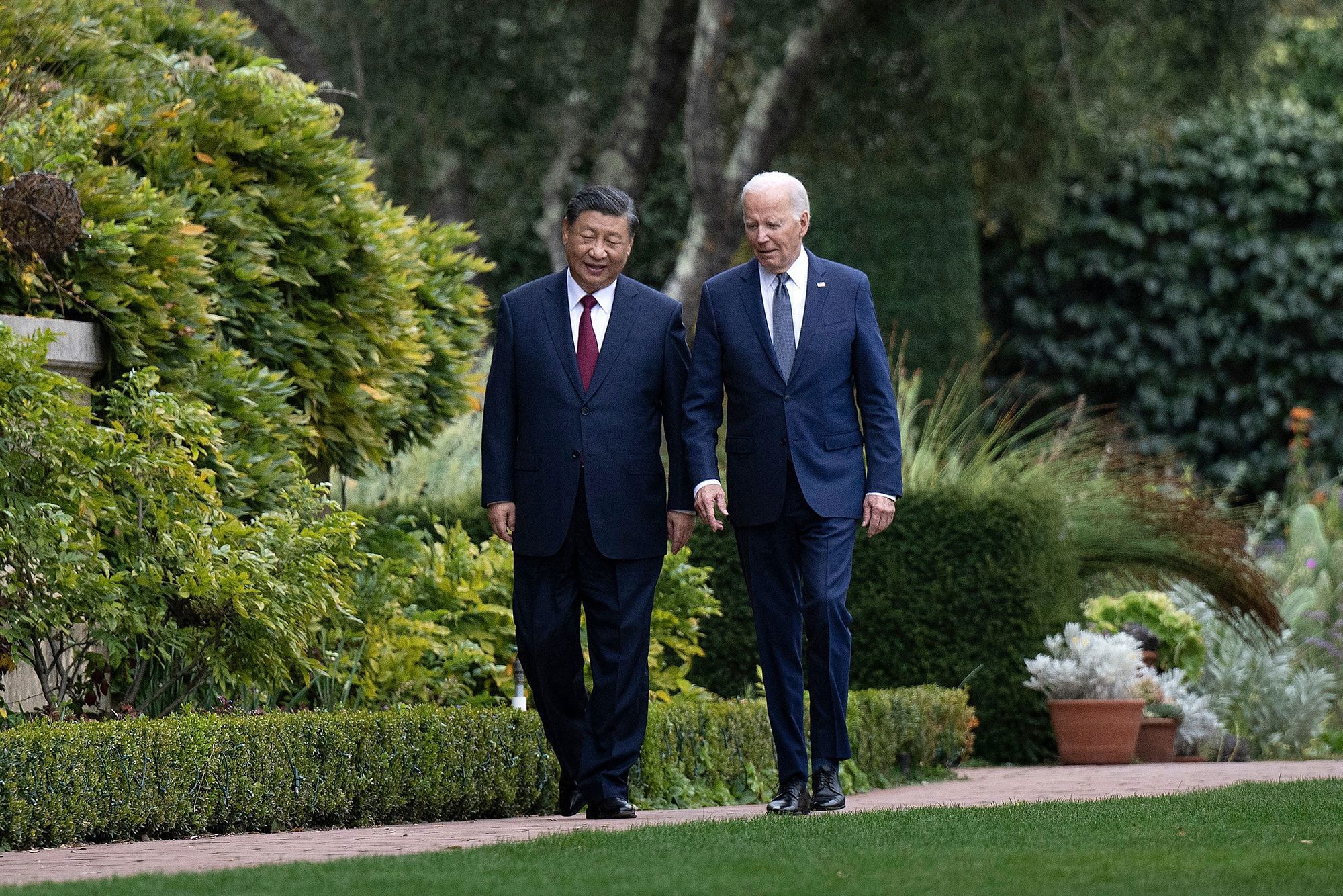 Biden and Xi speak for first time since November summit amid global tensions