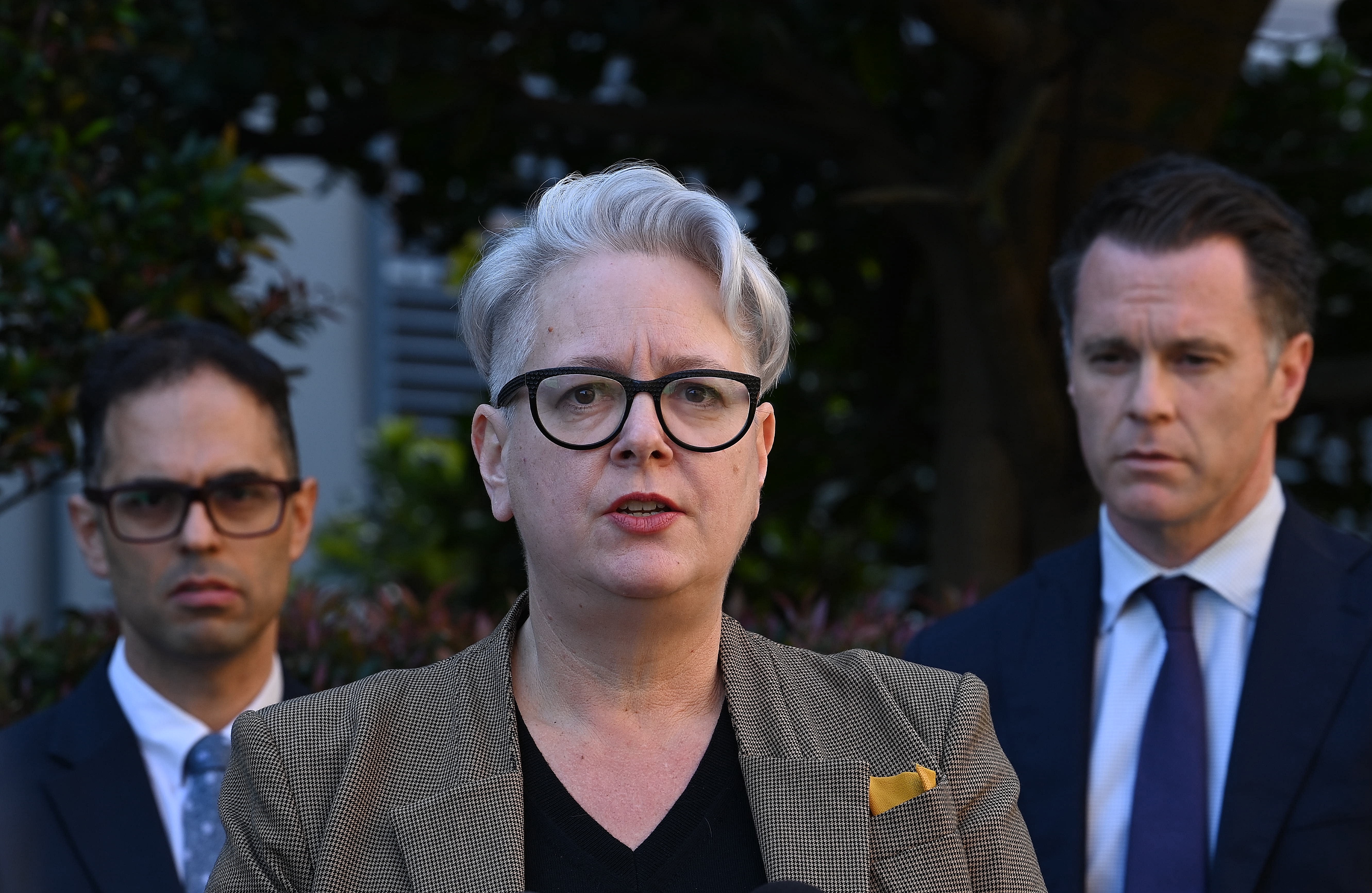 Penny Sharpe (centre) comments on the resignation of Stuart Ayres, at NSW Parliament. Sydney, NSW. 3rd August, 2022. Photo: Kate Geraghty