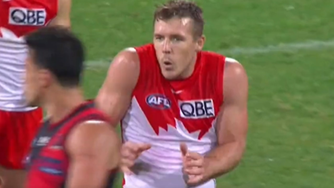 Luke Parker taunts Dylan Shiel 