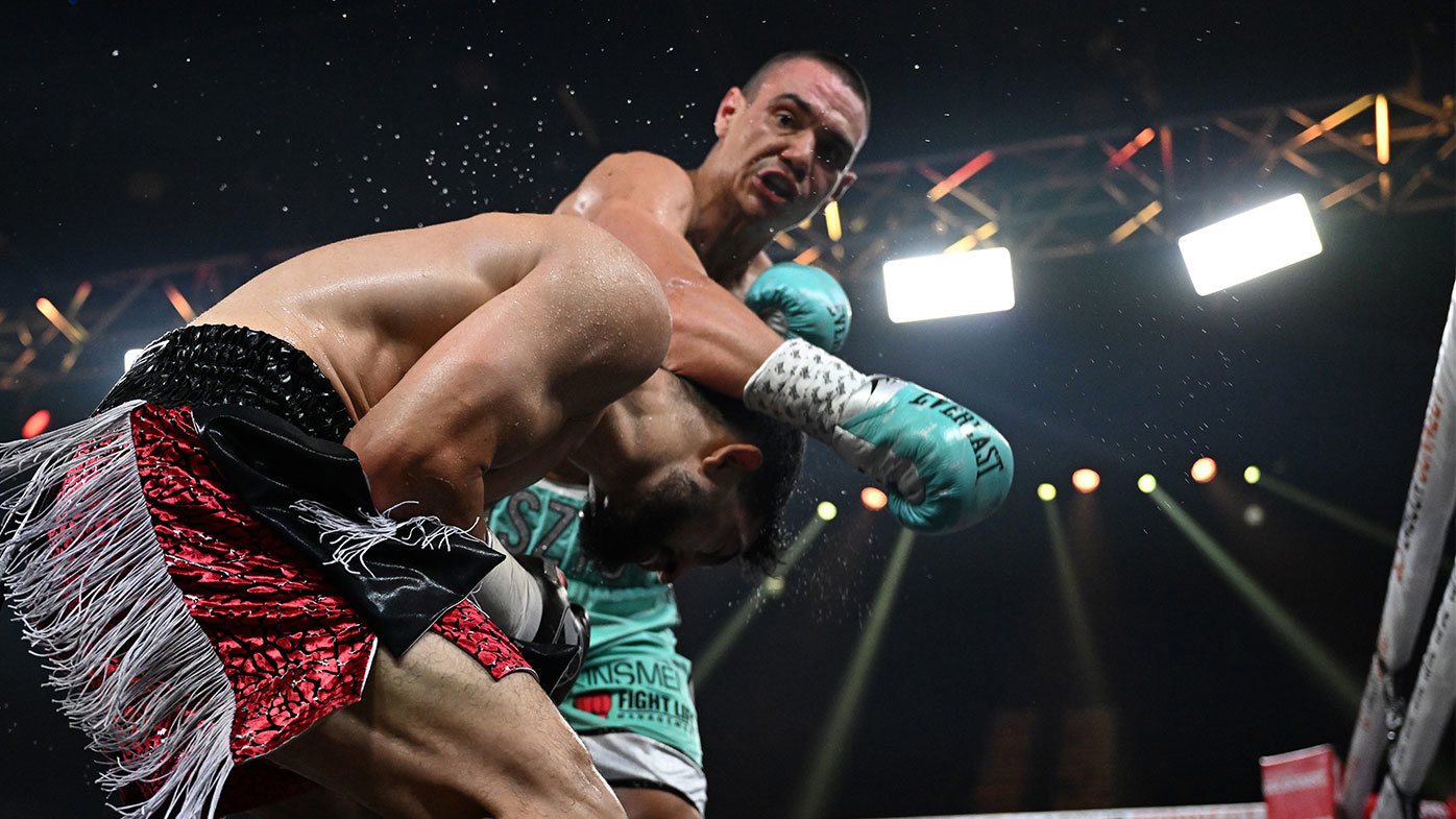 Tim Tszyu on the attack against Brian Mendoza