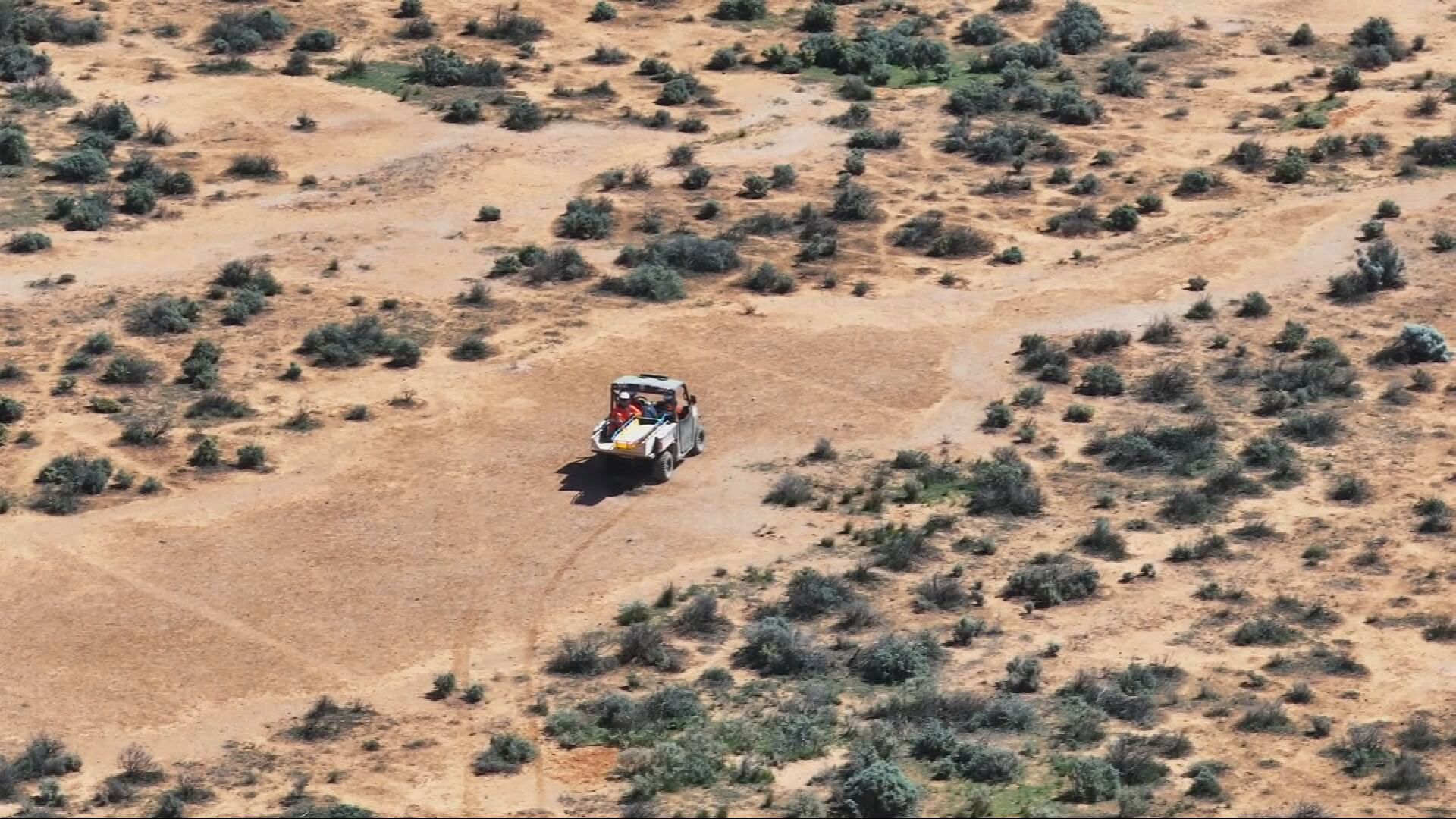 Police search for missing four-year-old Gus in outback SA
