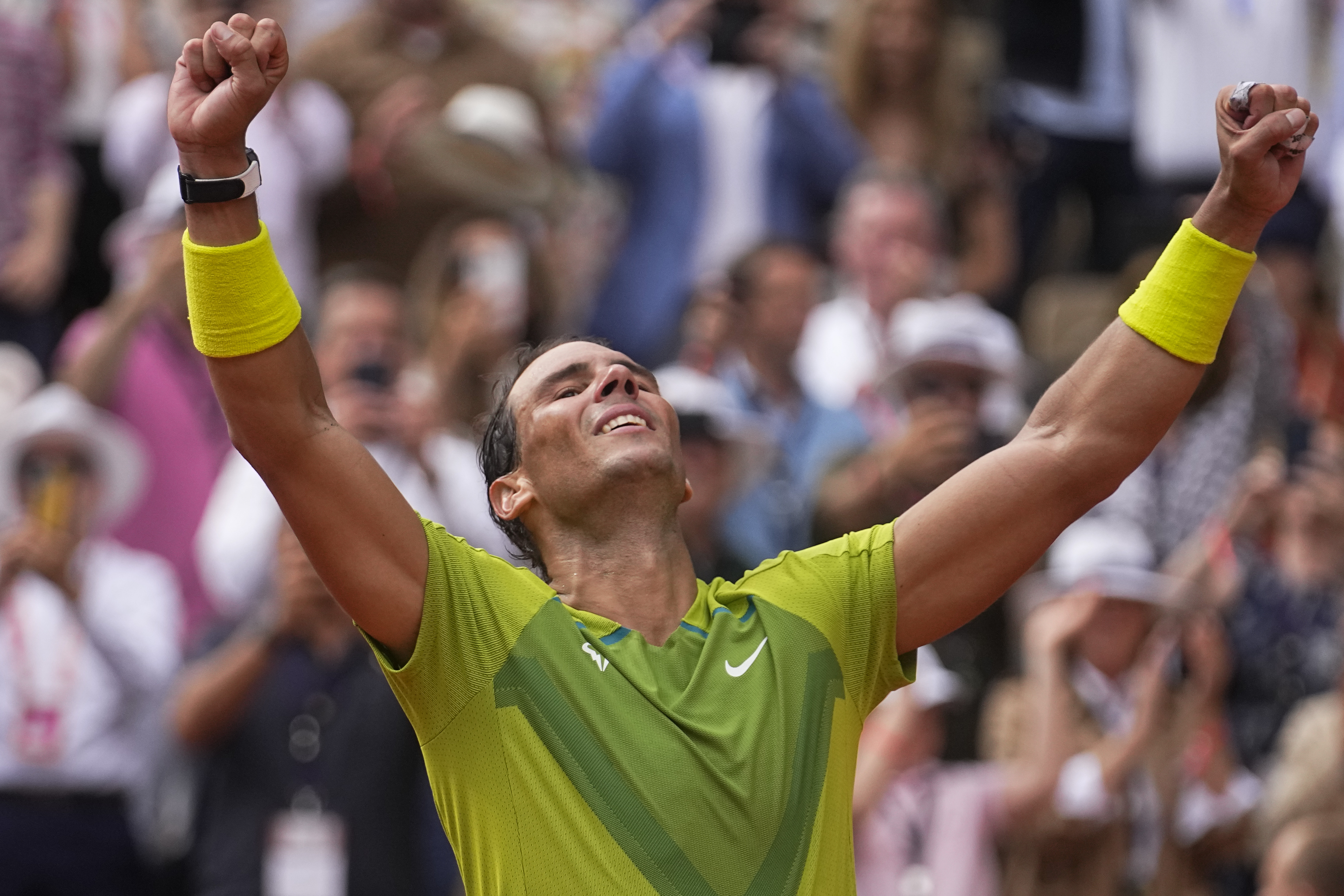 Sakit kaki membuat masa depan juara Prancis Terbuka Nadal tidak pasti
