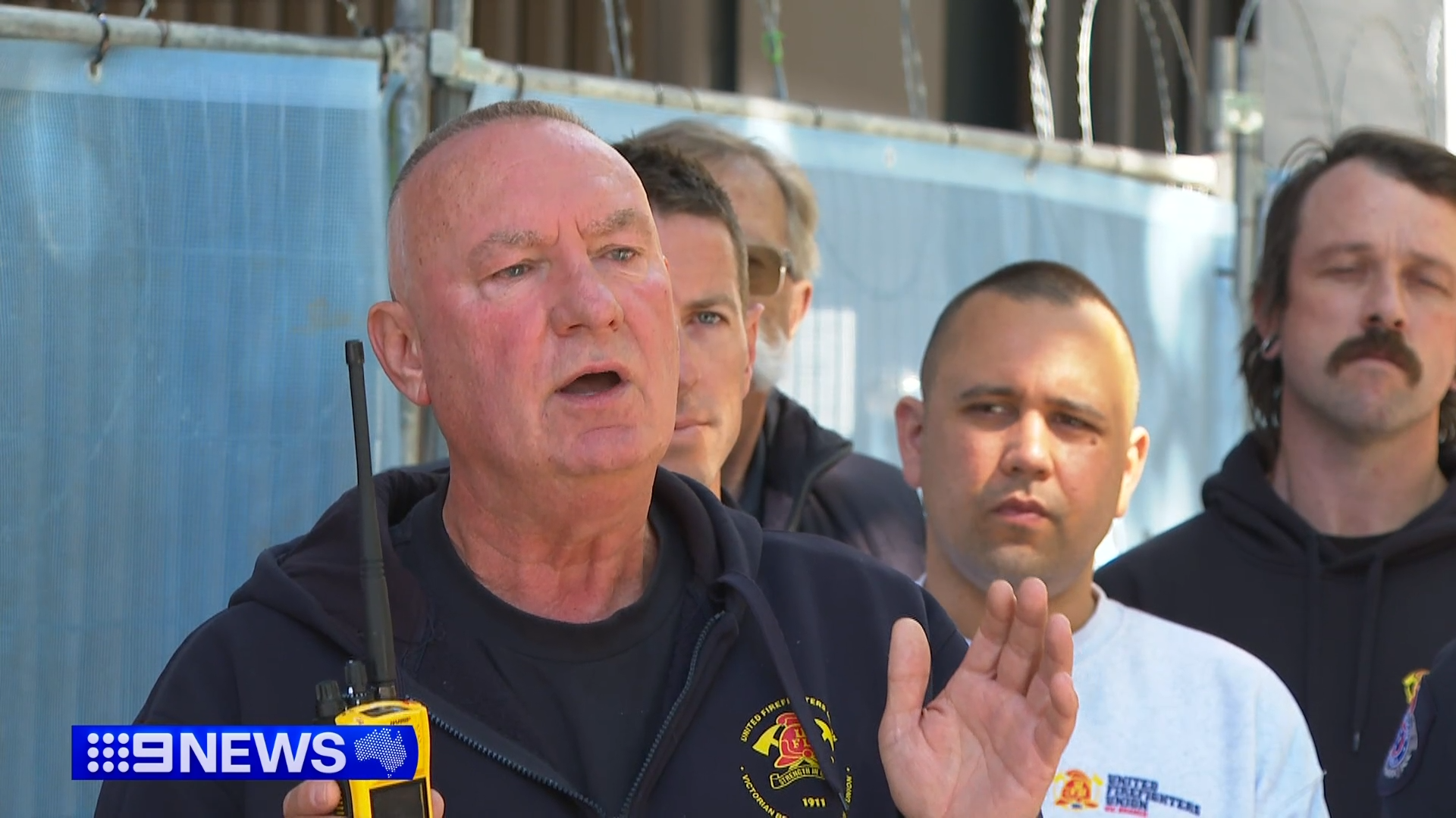 Rail unions in Victoria claim they need more working equipment such as radios.