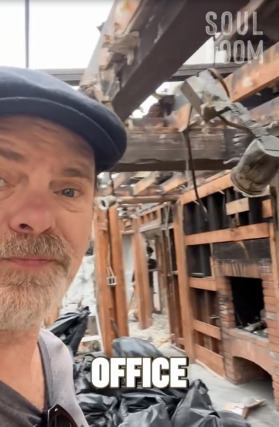 Rainn Wilson home nearly burned down in fire