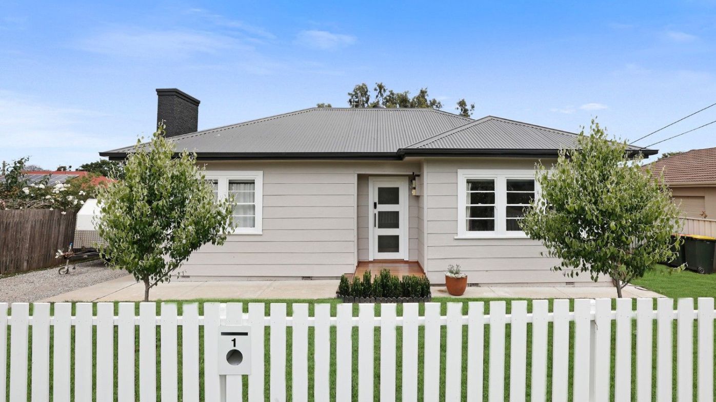 1 Patterson Street Tamworth NSW 2340 Domain house for sale