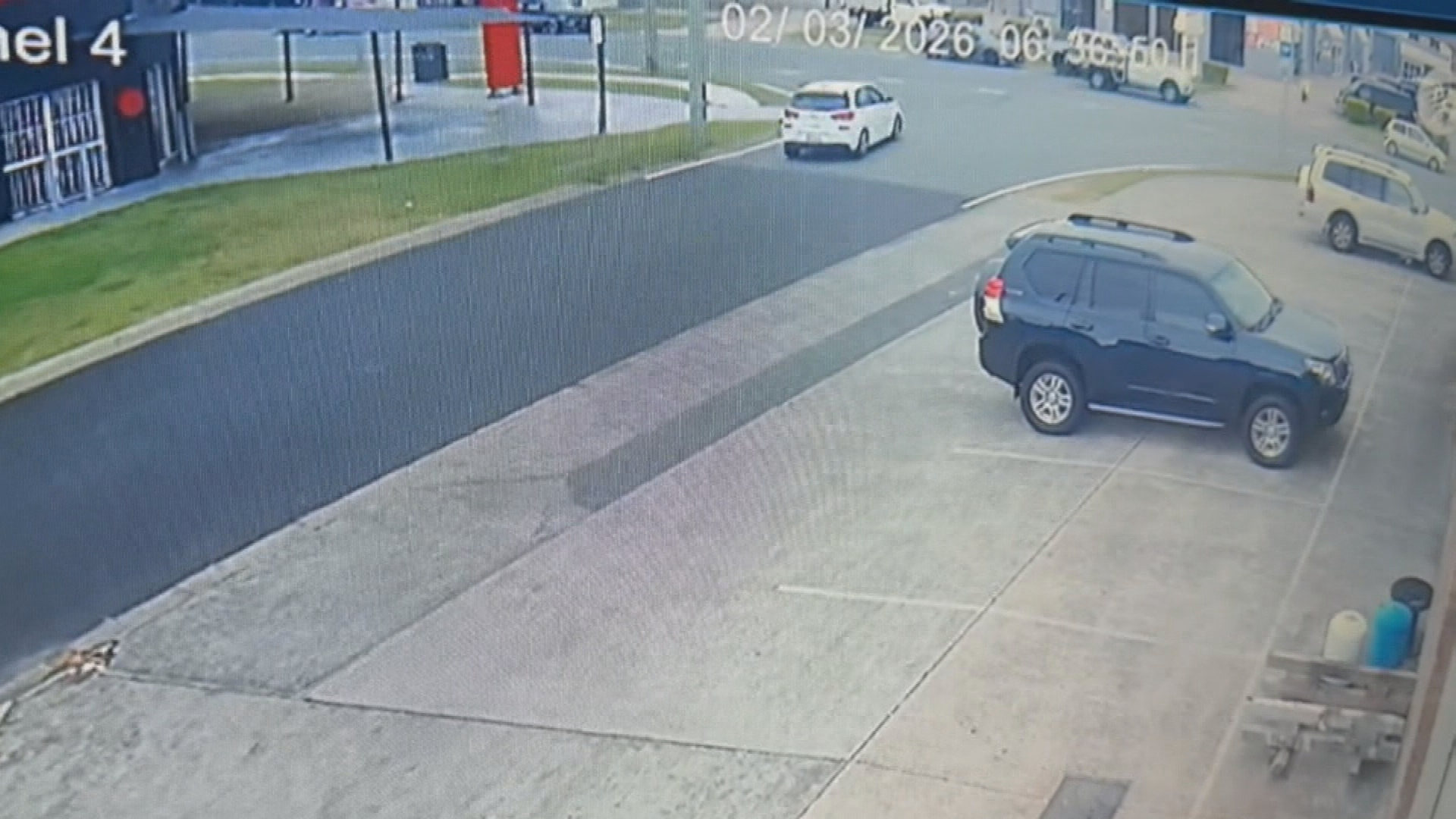 Gold Coast police officer hit by car