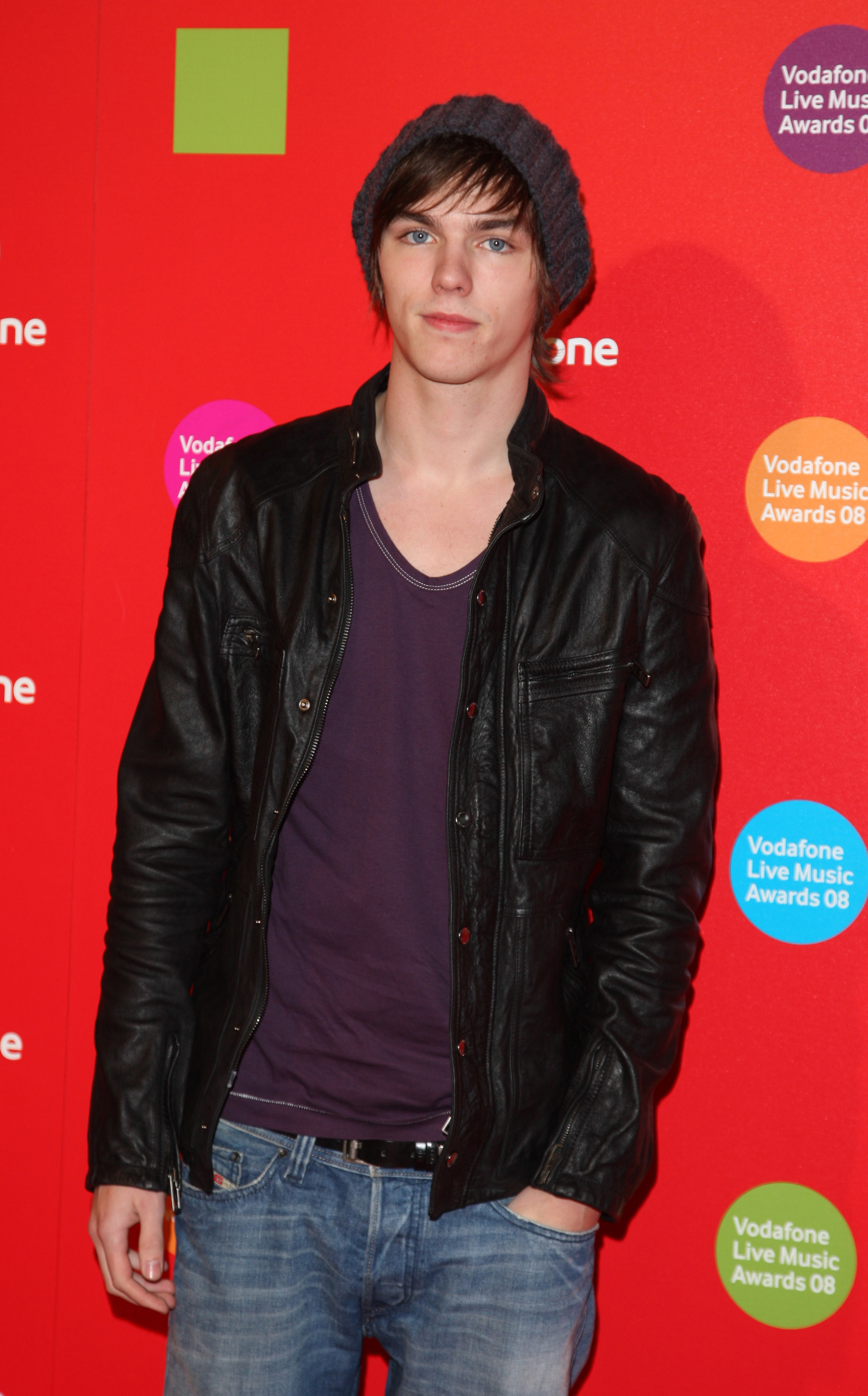 nicholas hoult superman about a boy career