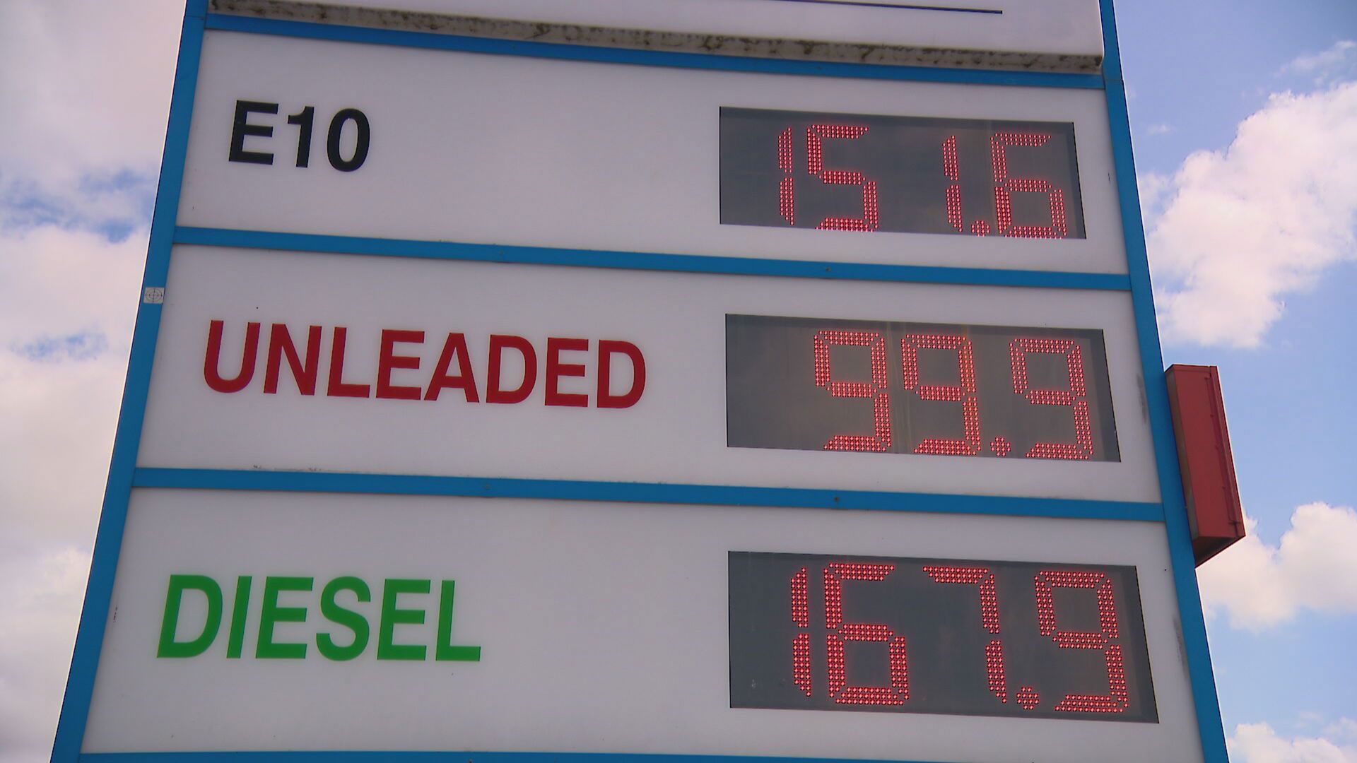 APCO petrol station in Melbourne sells 99 cent fuel