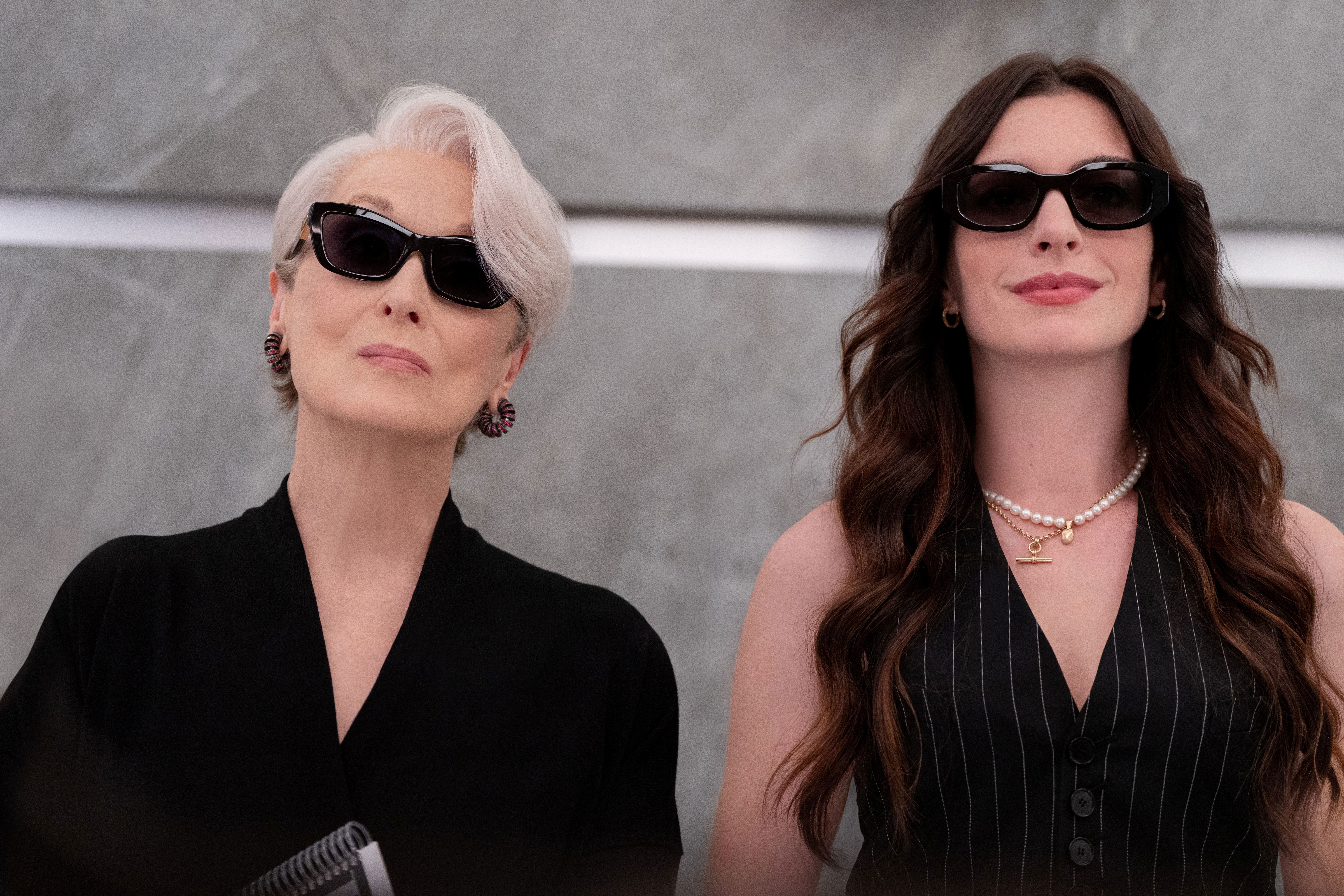 (L-R): Anne Hathaway as Andy Sachs and Meryl Streep as Miranda Priestly in 20th Century Studios' THE DEVIL WEARS PRADA 2. Photo courtesy of 20th Century Studios. © 2026 20th Century Studios. All Rights Reserved.