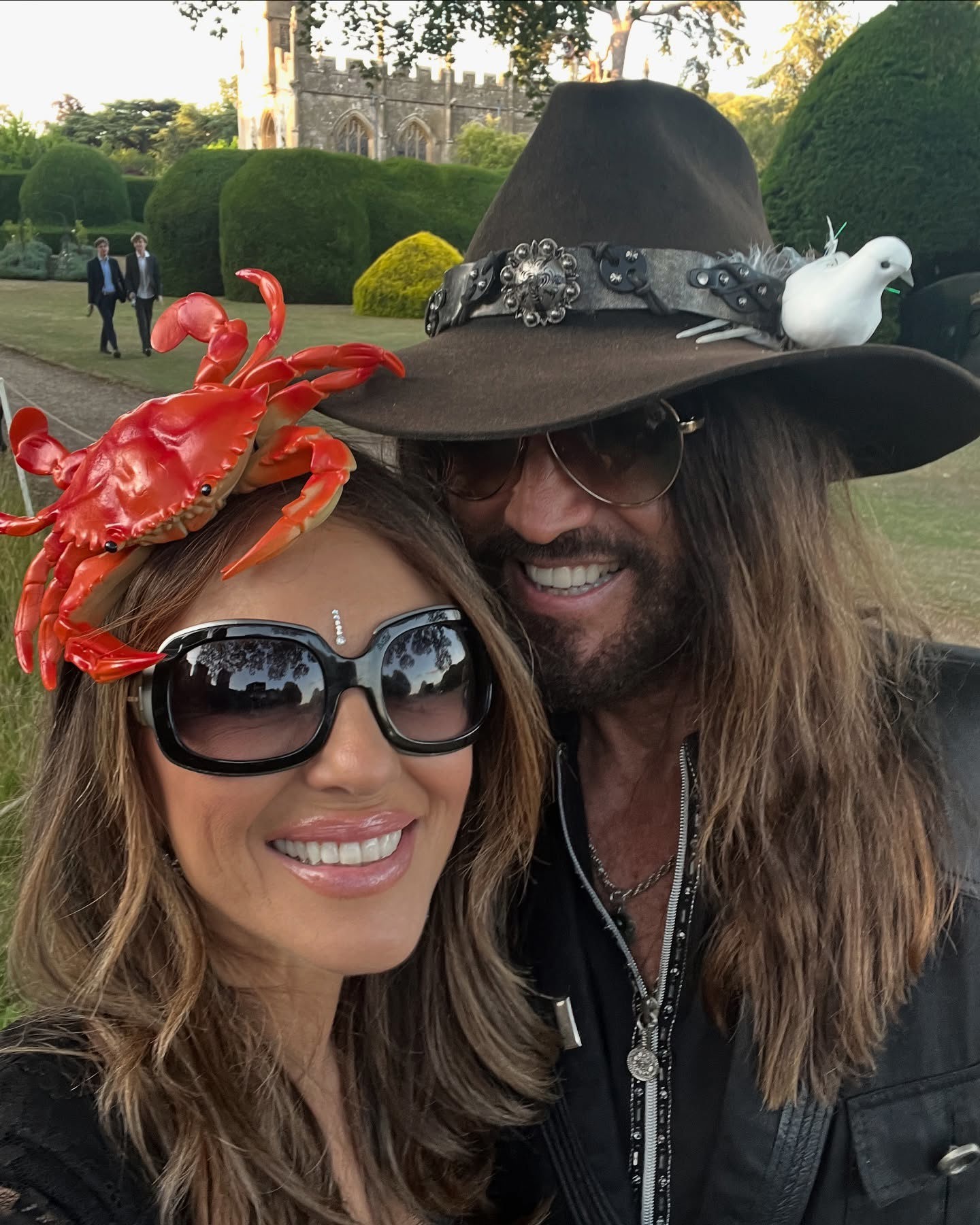Elizabeth Hurley birthday tribute to Billy Ray Cyrus