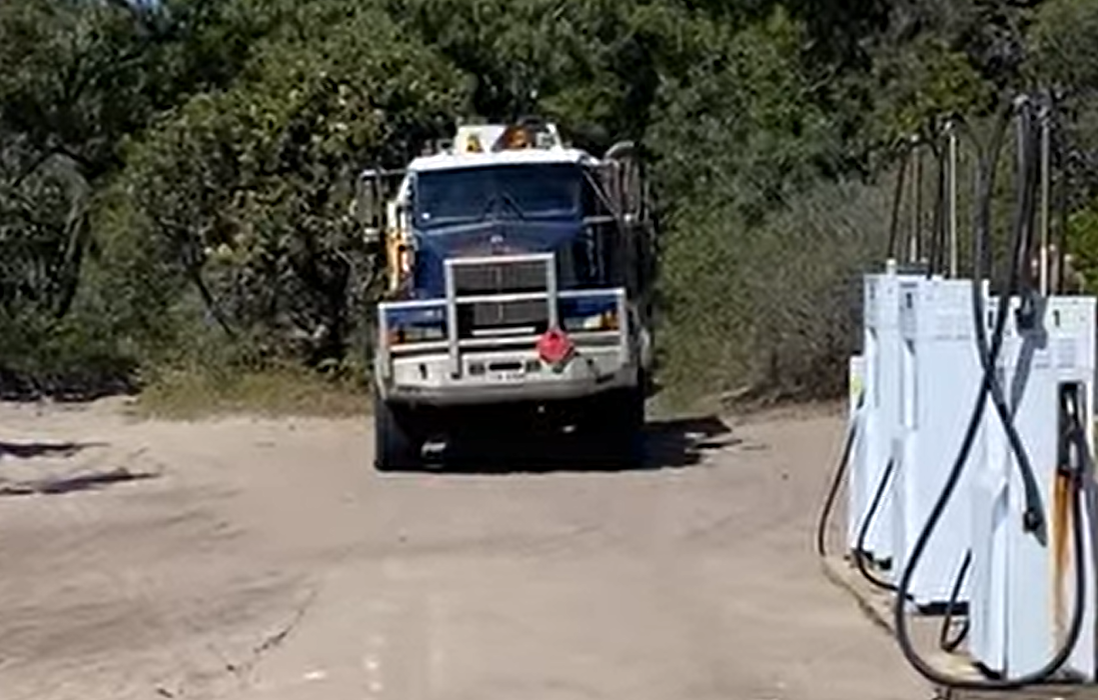 Orchid Beach Trading Post and Driftwood Bar