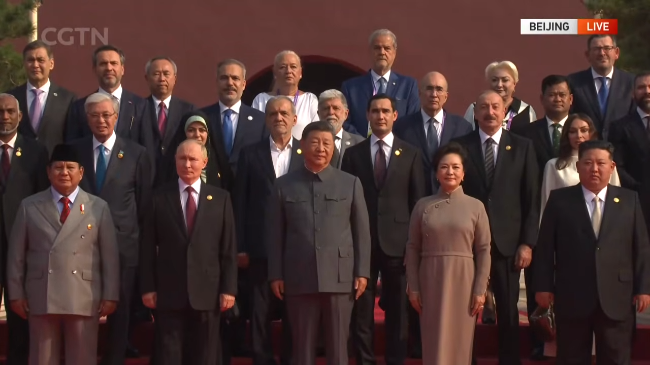 Former Victorian ﻿premier Daniel Andrews has been seen shaking hands with Chinese President Xi Jinping prior to the nation's grand military parade.