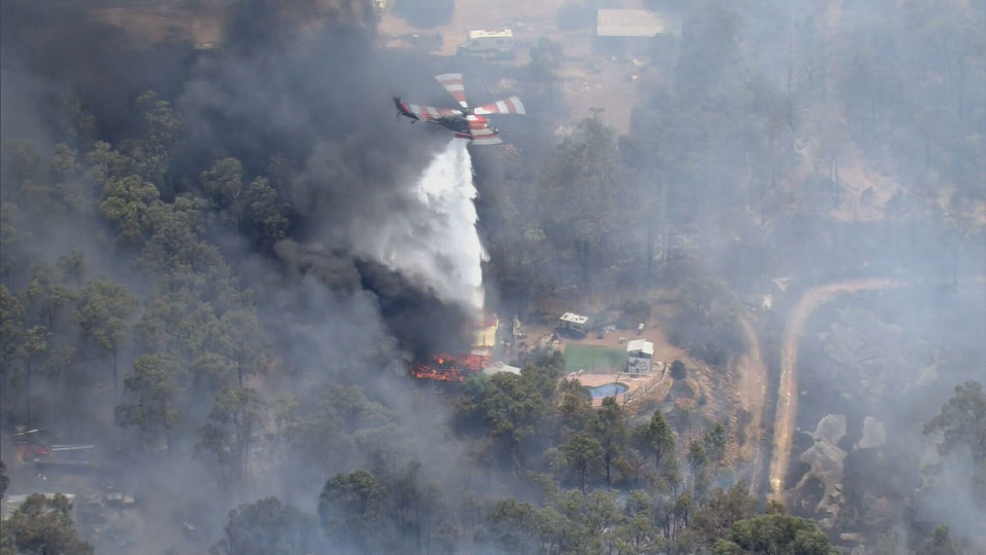 The Perth bushfire is moving in a westerly direction. 