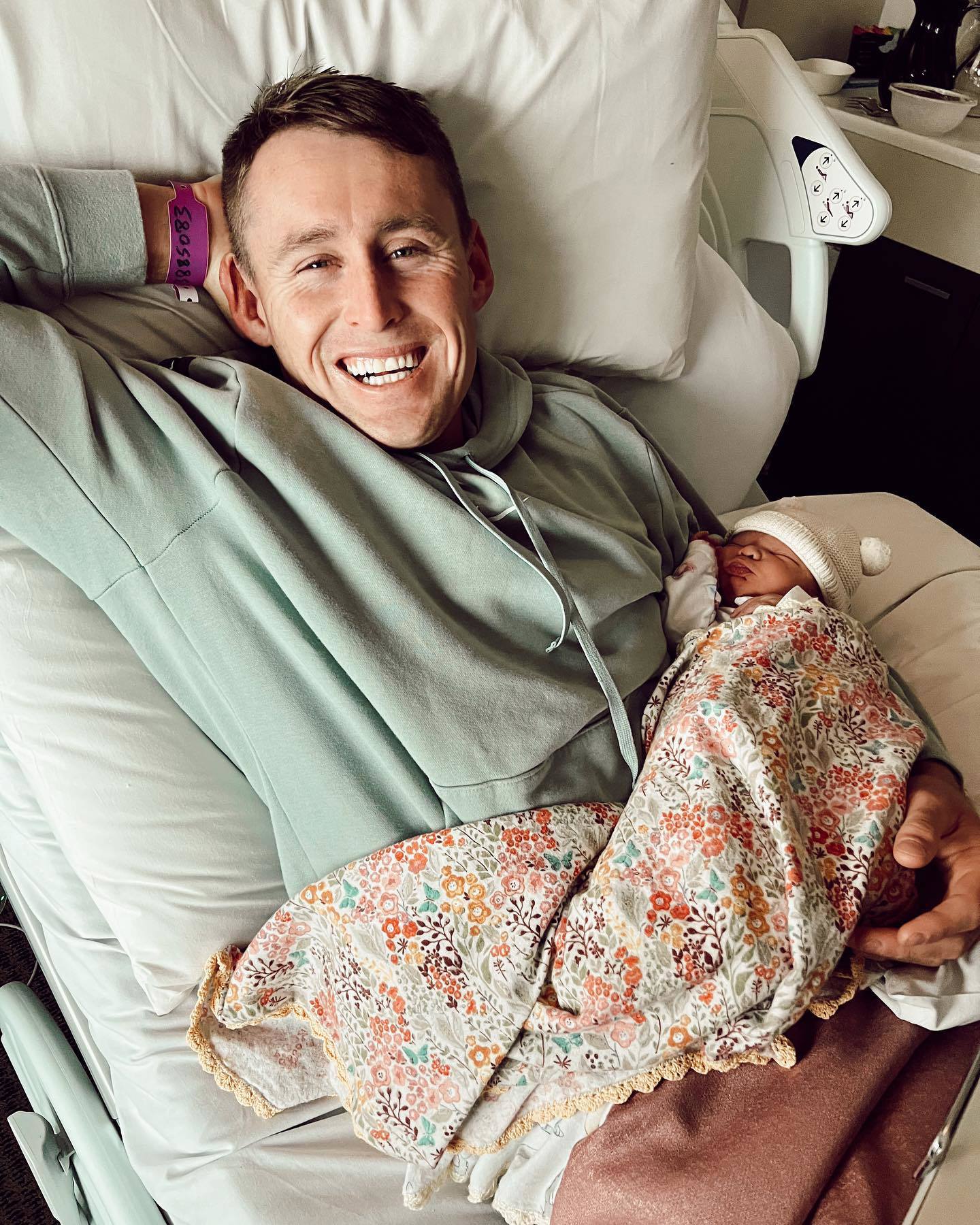 Marnus Labuschange with his newborn daughter Hallie