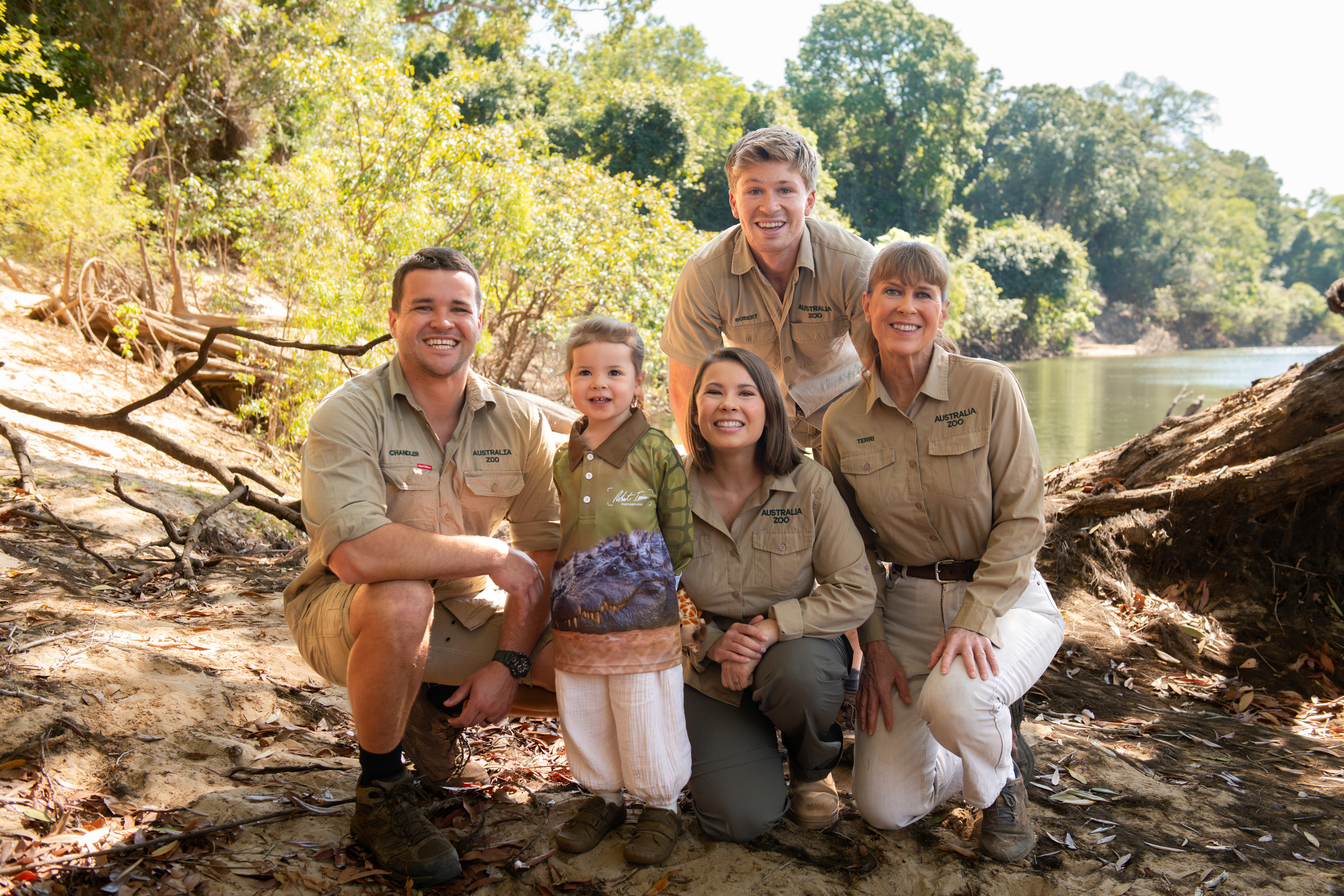 Chandler Powell, Grace Irwin Powell, Bindi Irwin, Robert Irwin and Terri Irwin.