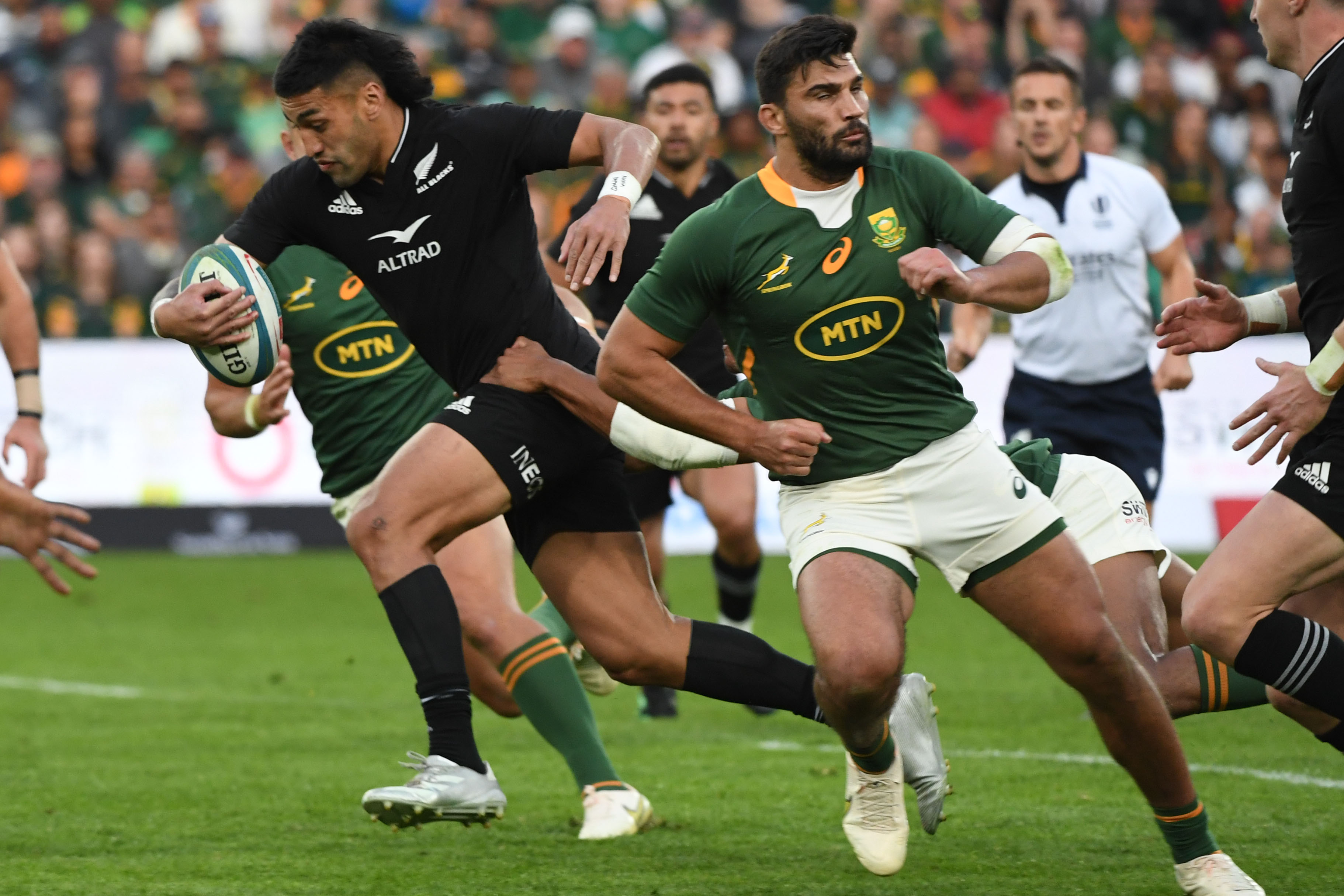 The All Blacks upset the Springboks in the Rugby Championship classic as Ian Foster clings to work