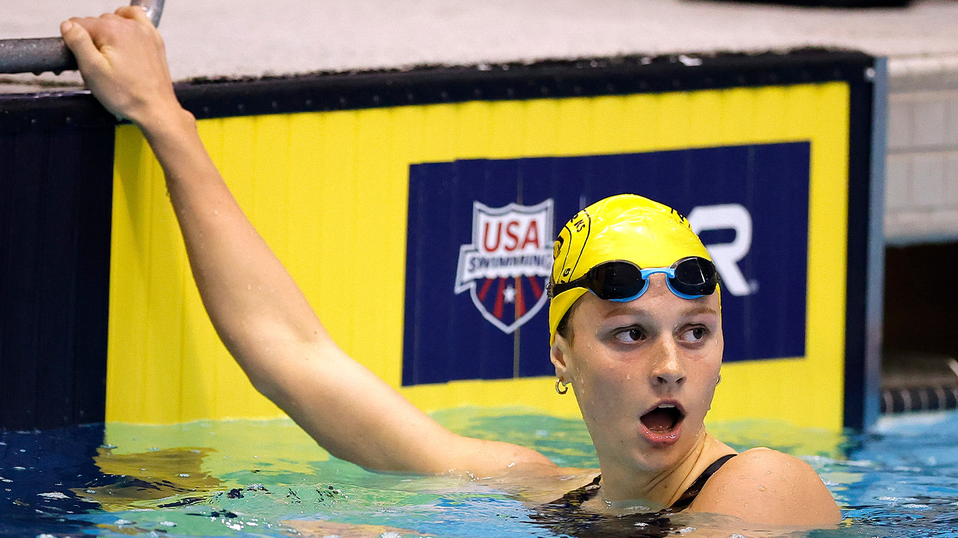 Swimming news 2025 Summer McIntosh defeats Katie Ledecky at Southern Zone South Sectional